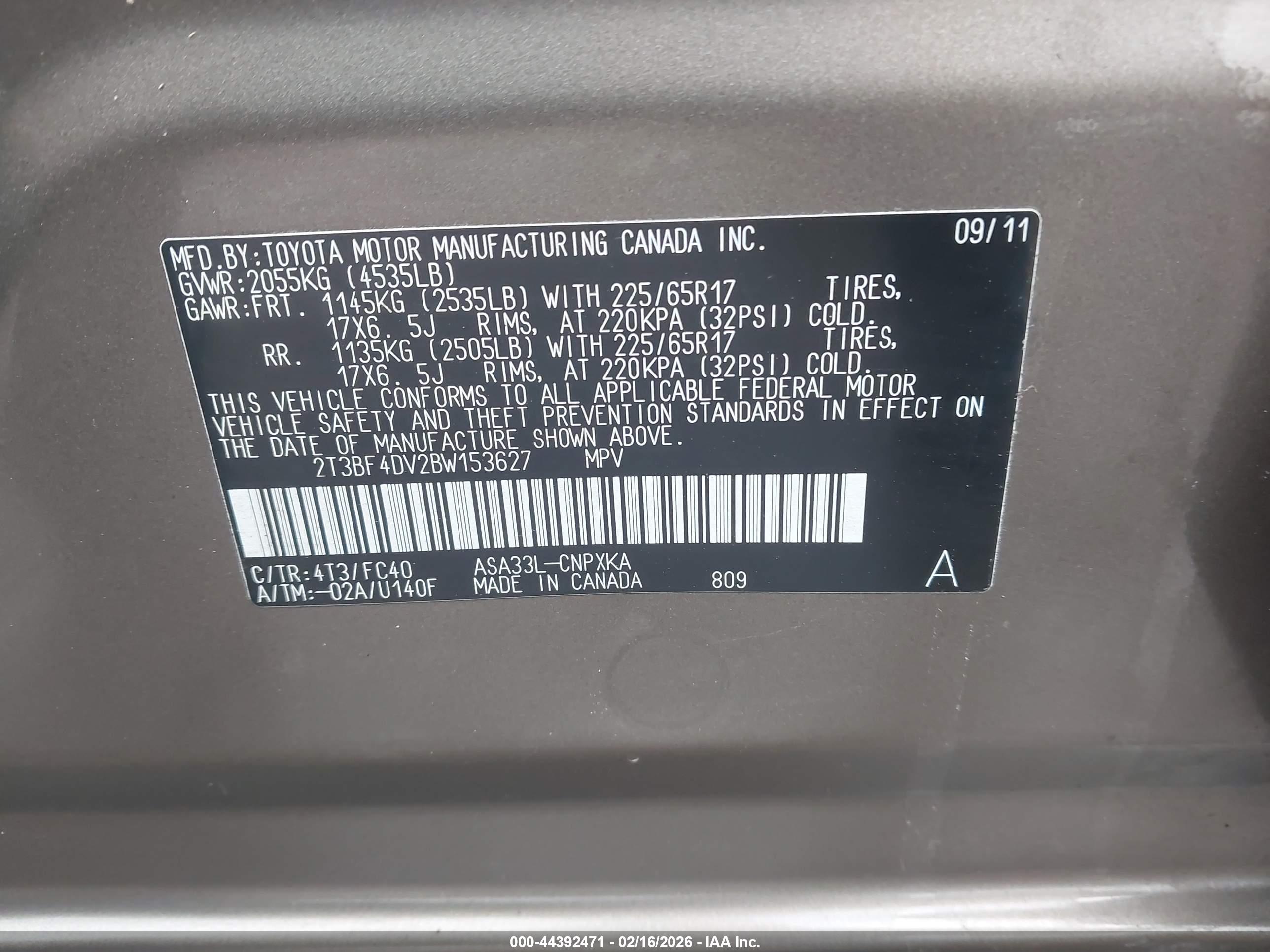 TOYOTA RAV4 image 9