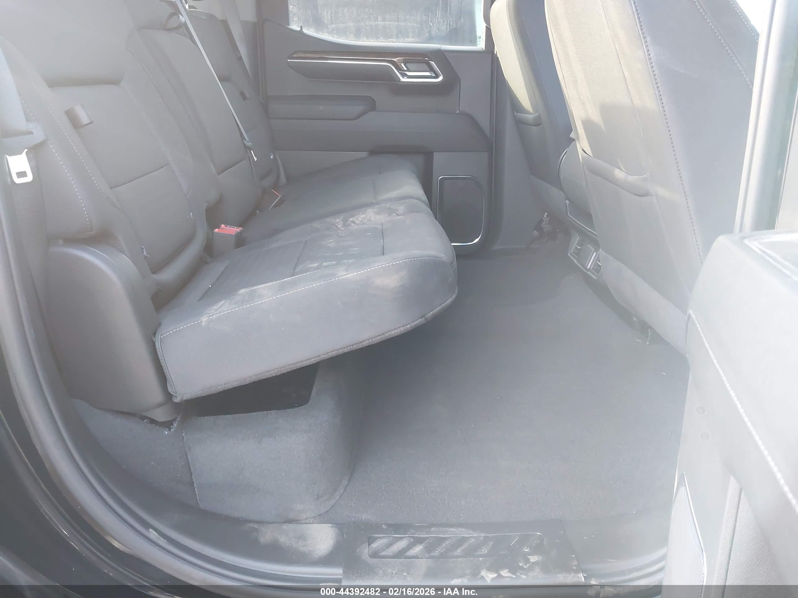 GMC SIERRA image 8