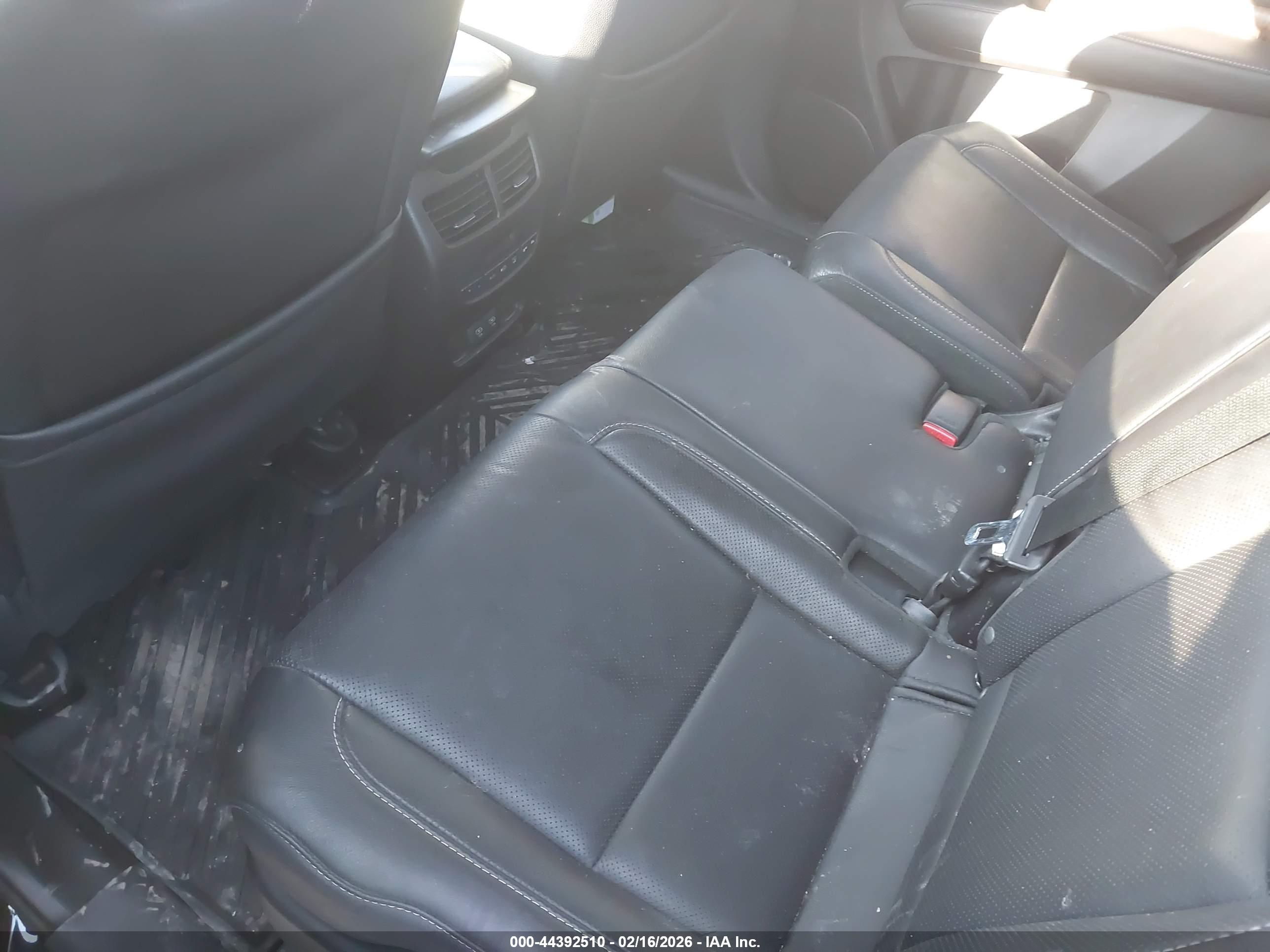 ACURA MDX image 8