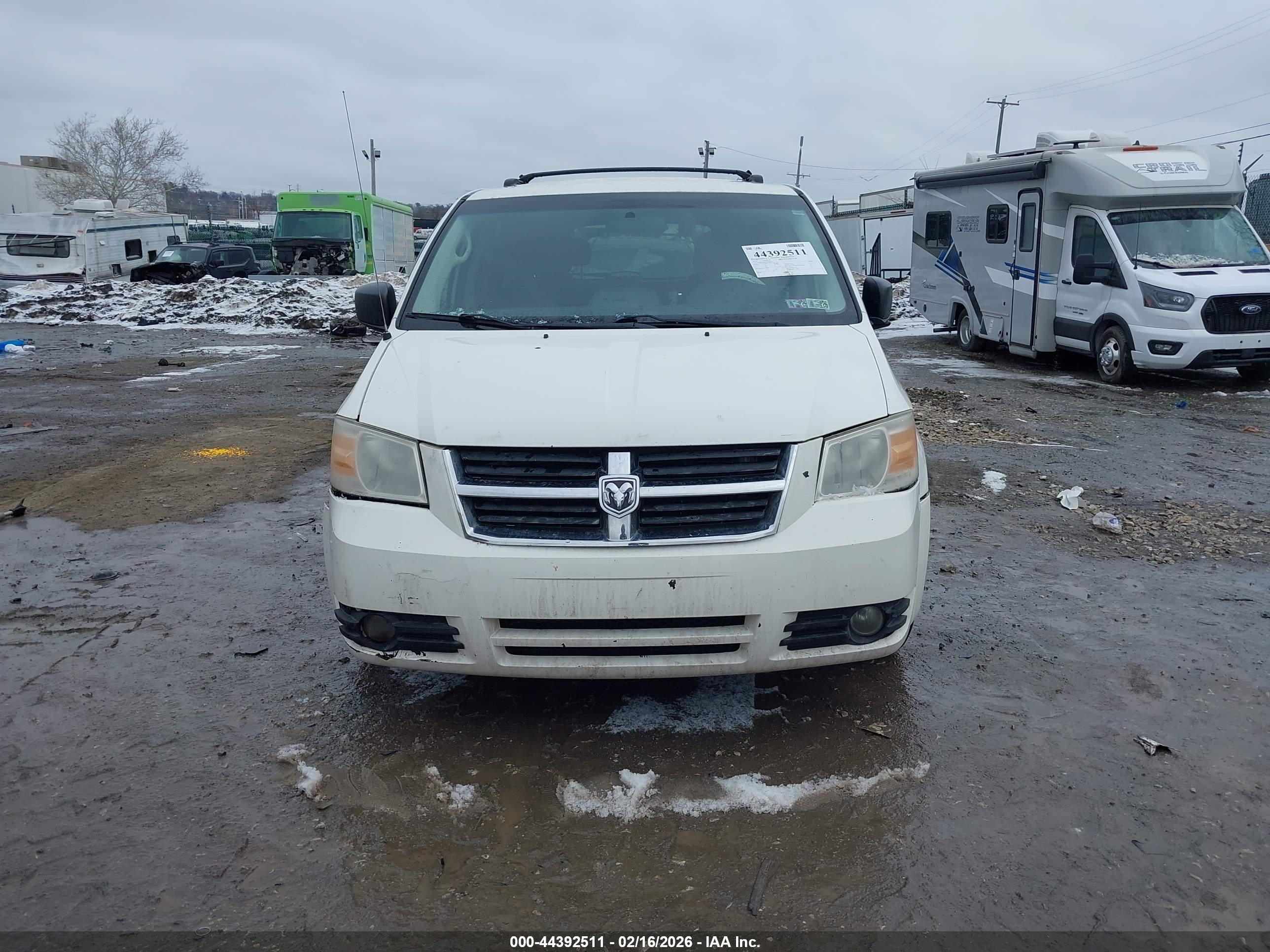 DODGE GRAND image 6