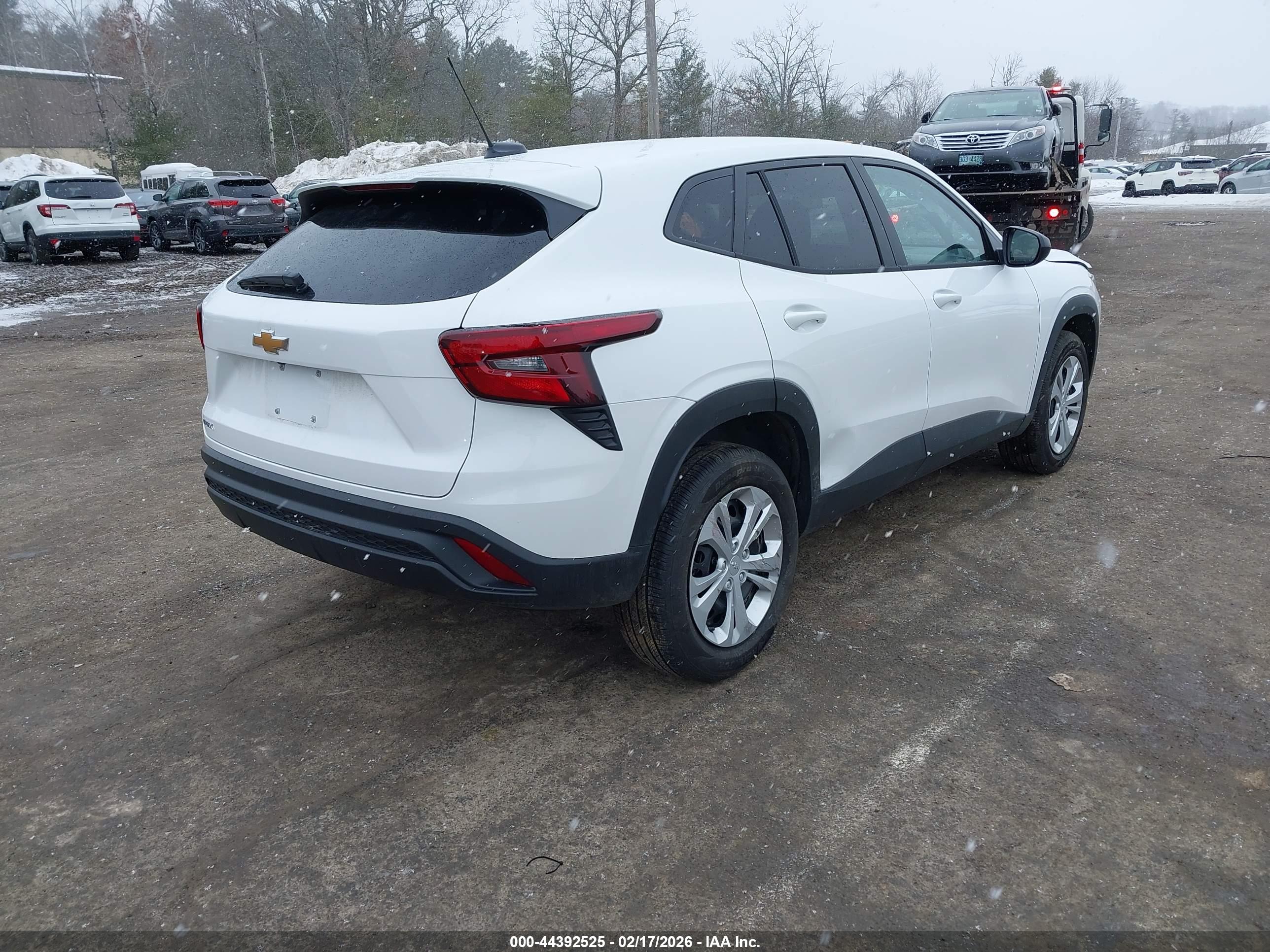 CHEVROLET TRAX image 4