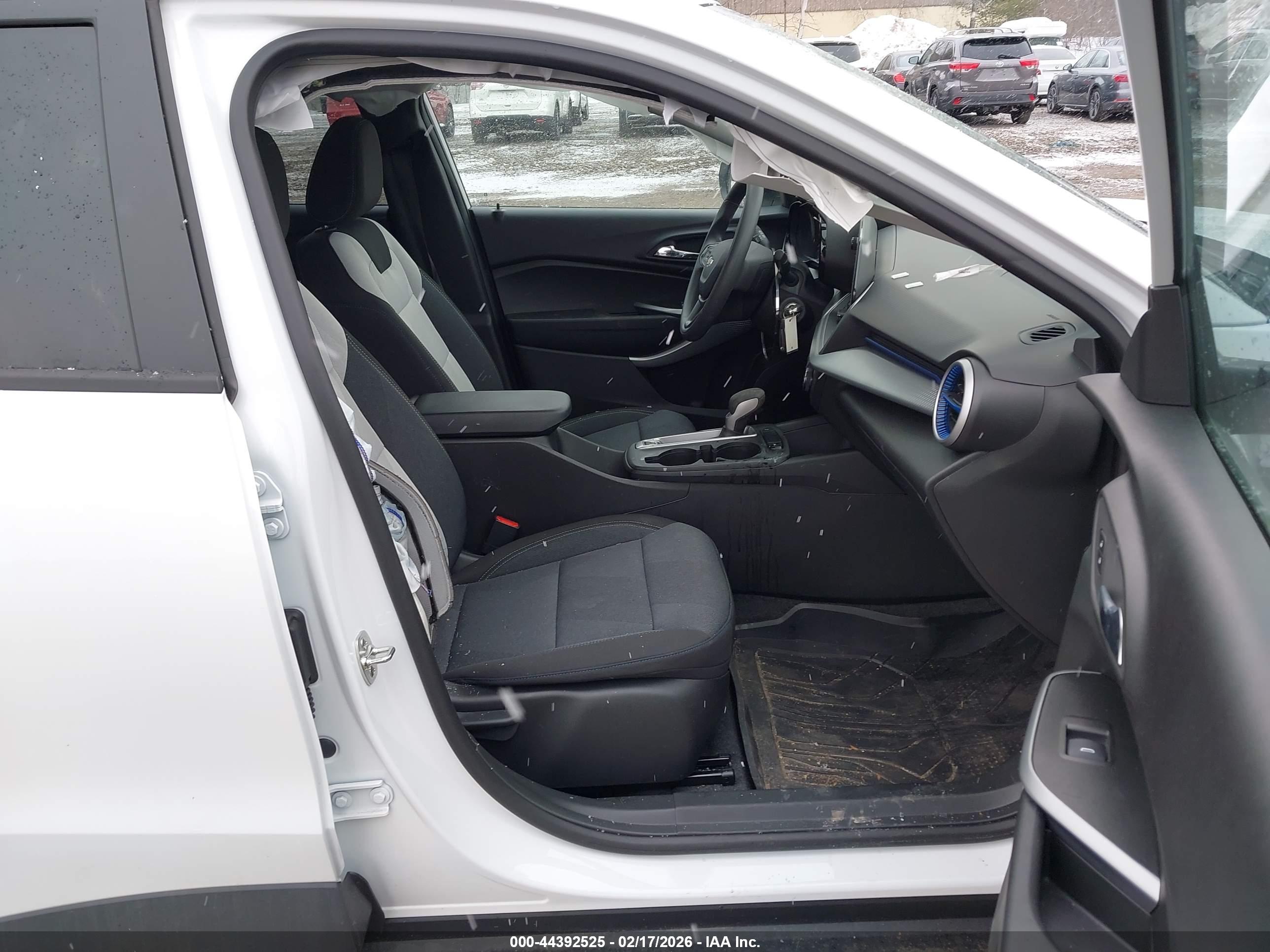 CHEVROLET TRAX image 5