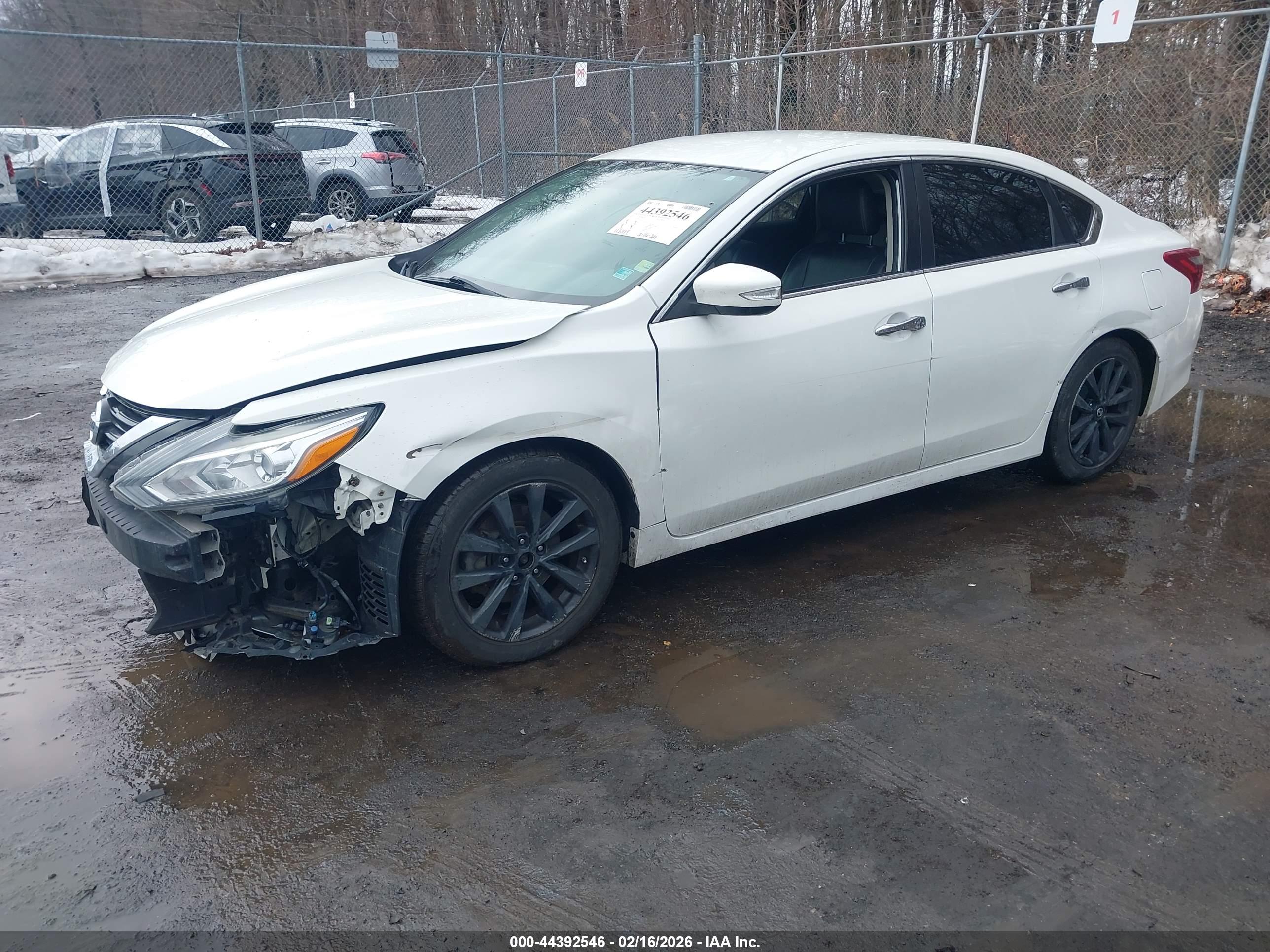 NISSAN ALTIMA image 2