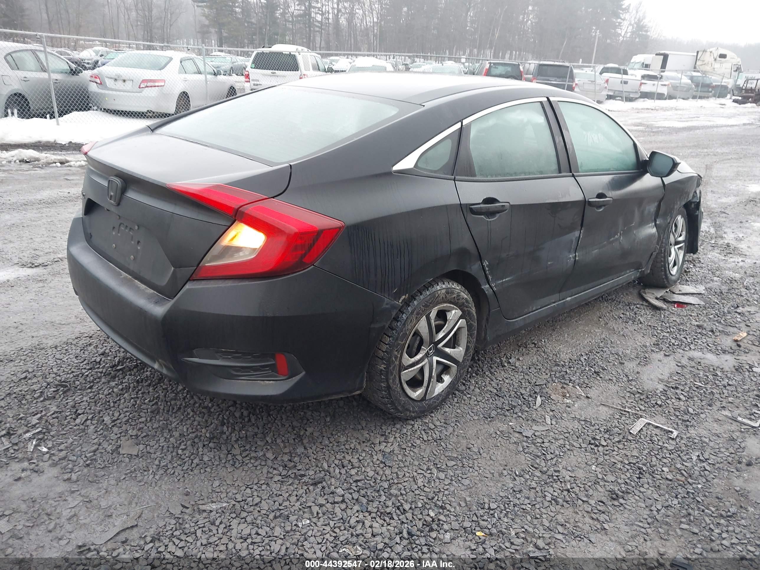 HONDA CIVIC image 4