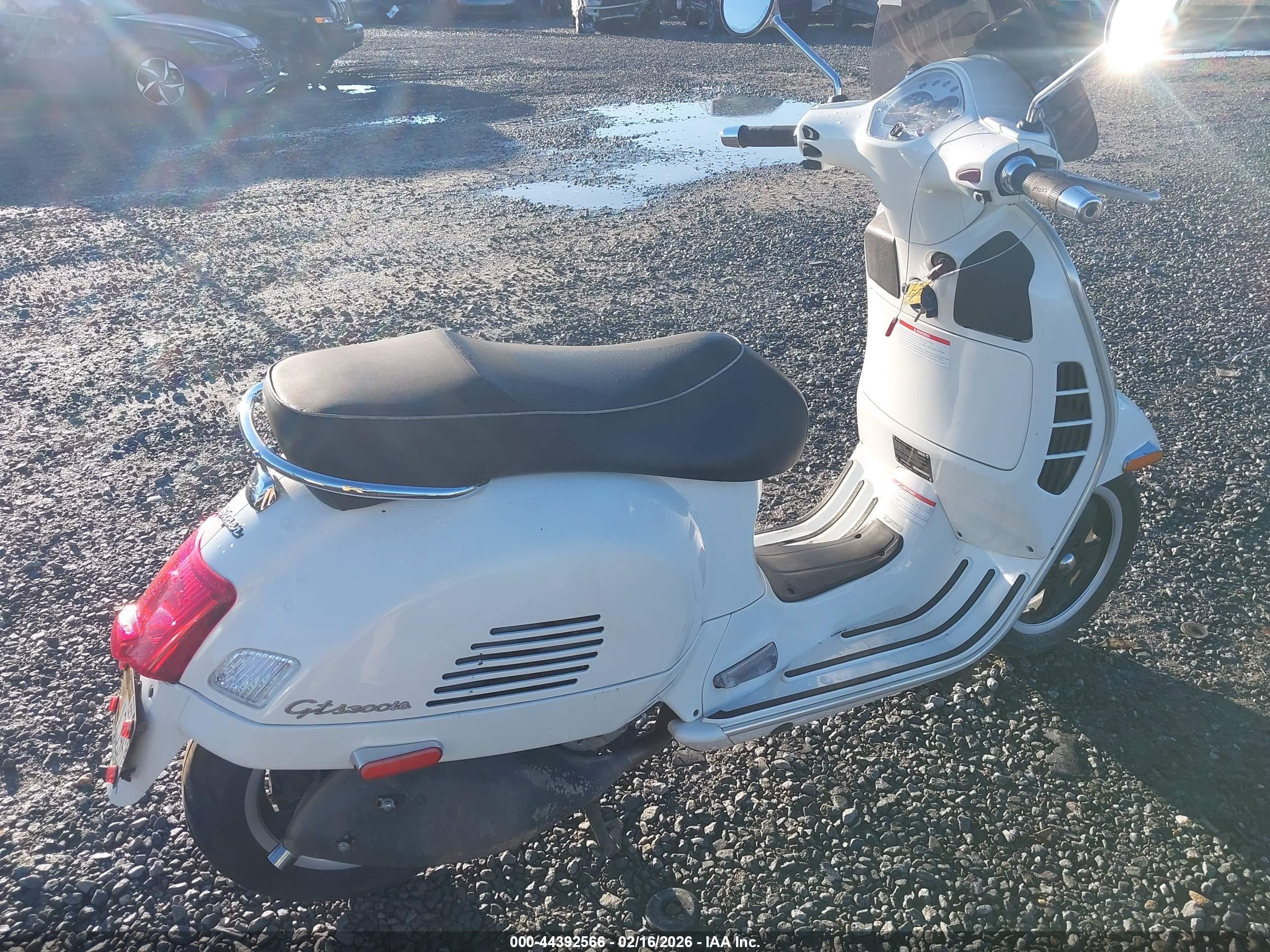 VESPA GTS image 4
