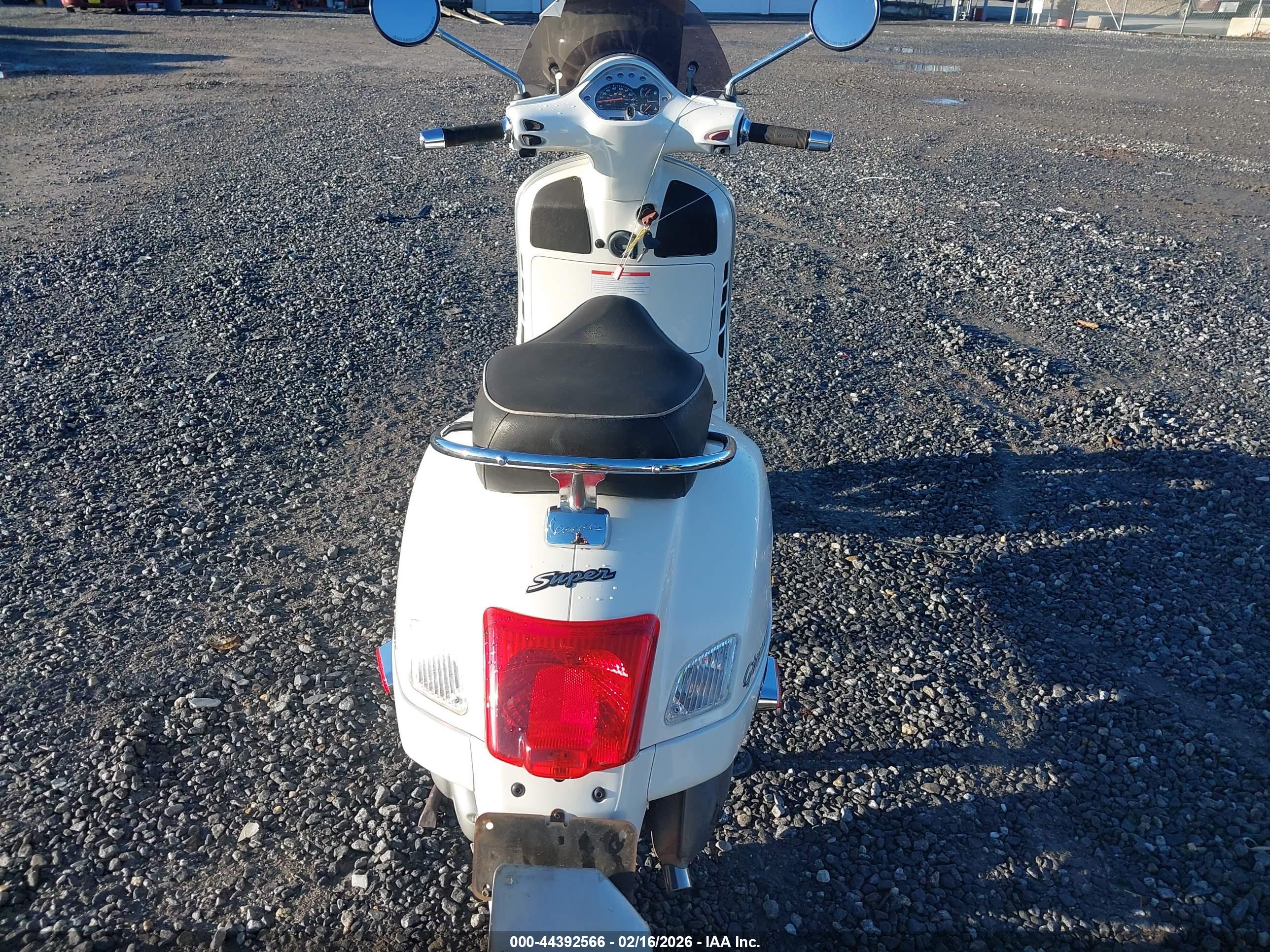 VESPA GTS image 6