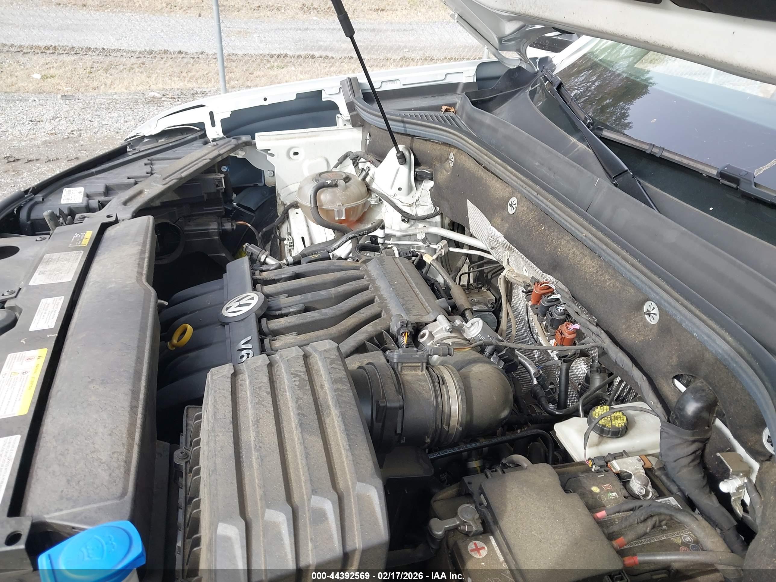 VOLKSWAGEN ATLAS image 10