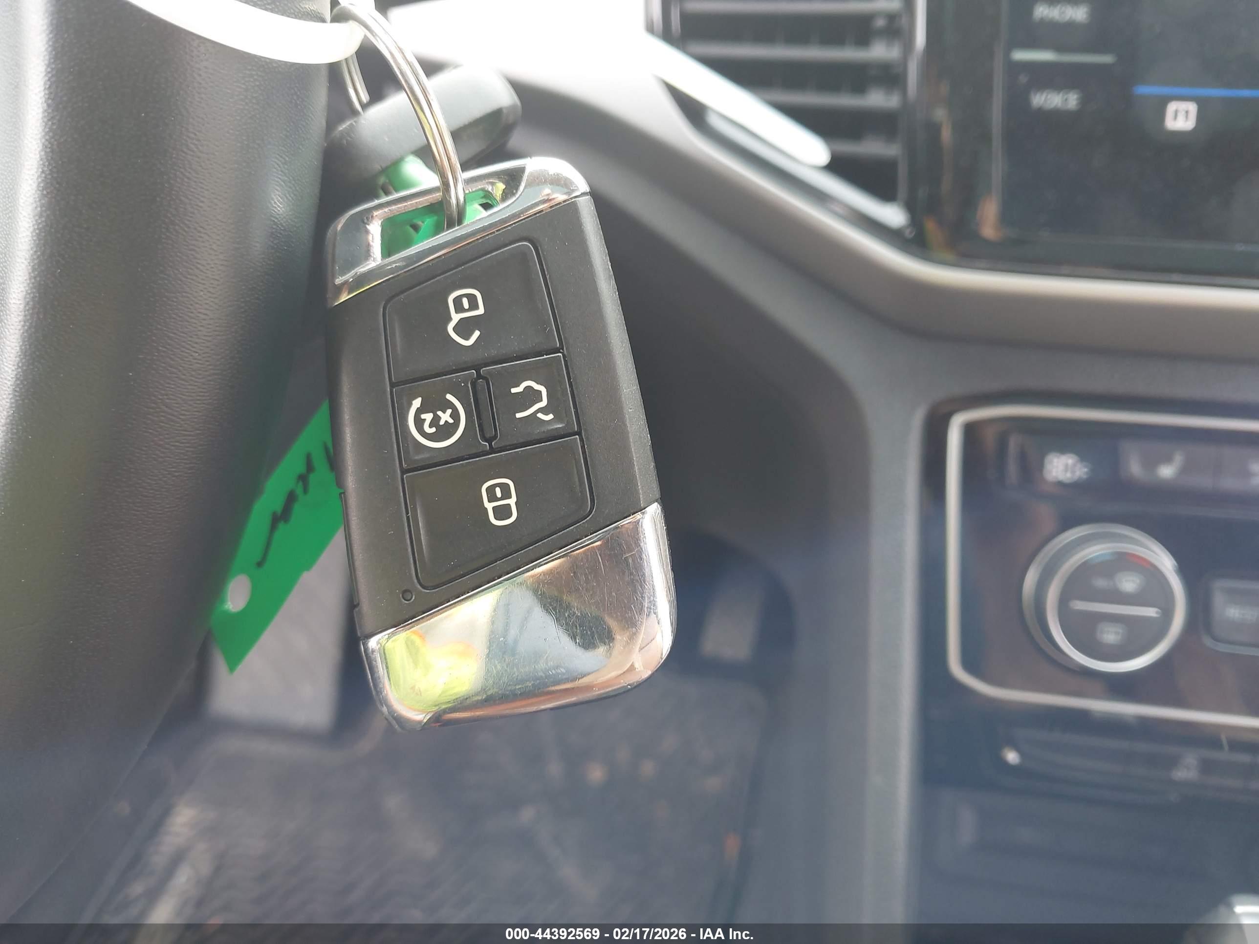 VOLKSWAGEN ATLAS image 11