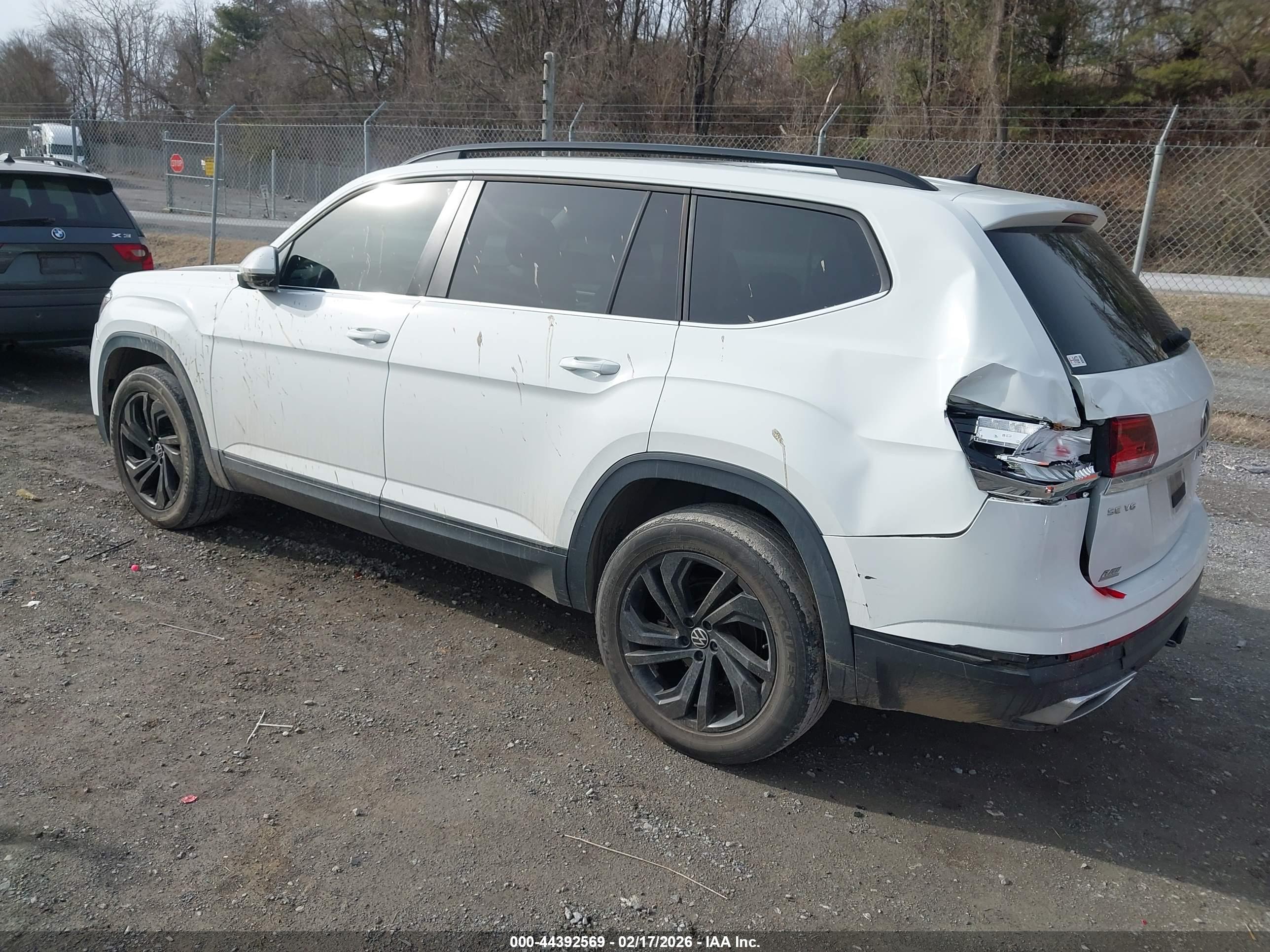 VOLKSWAGEN ATLAS image 3