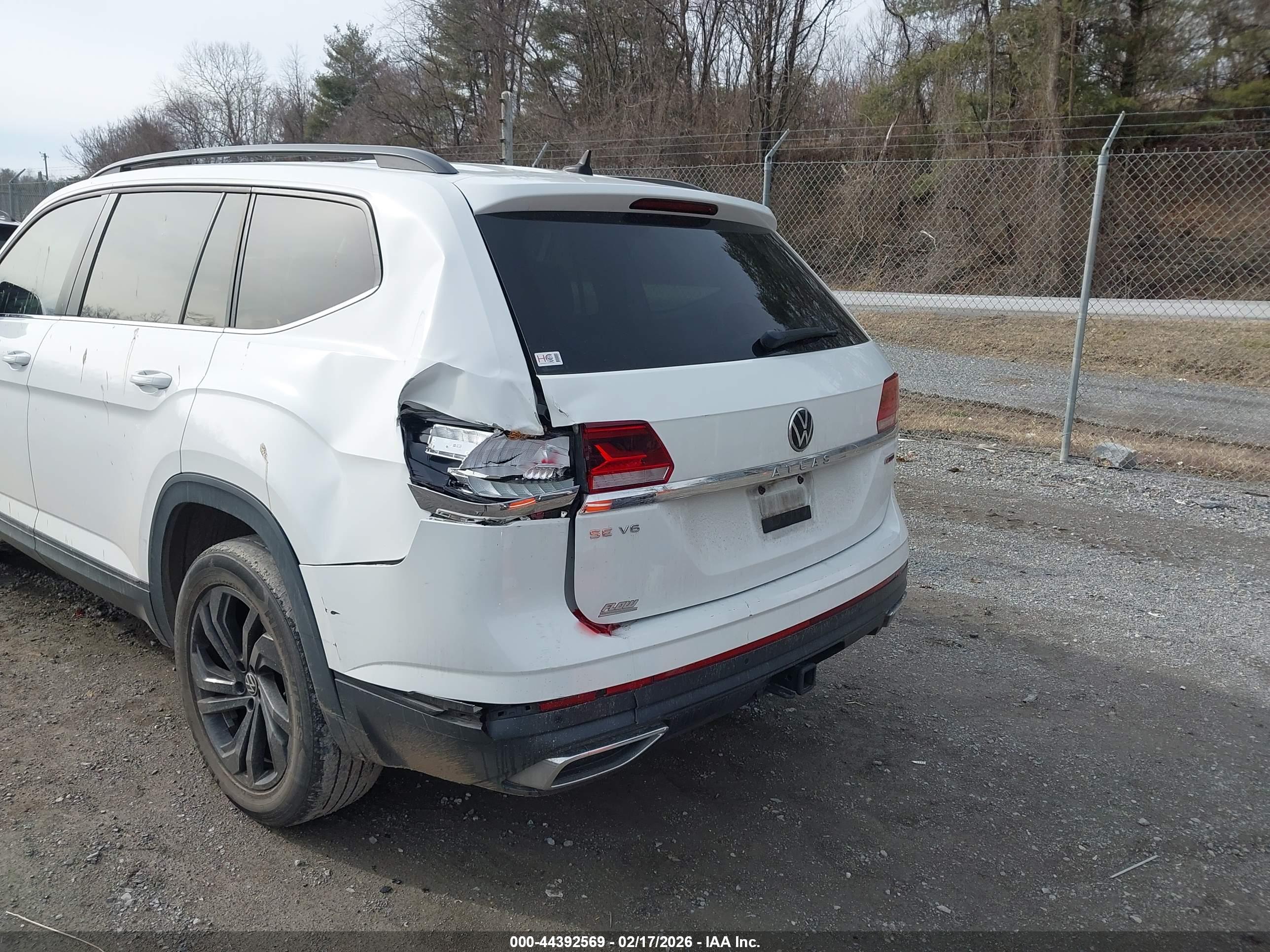 VOLKSWAGEN ATLAS image 6