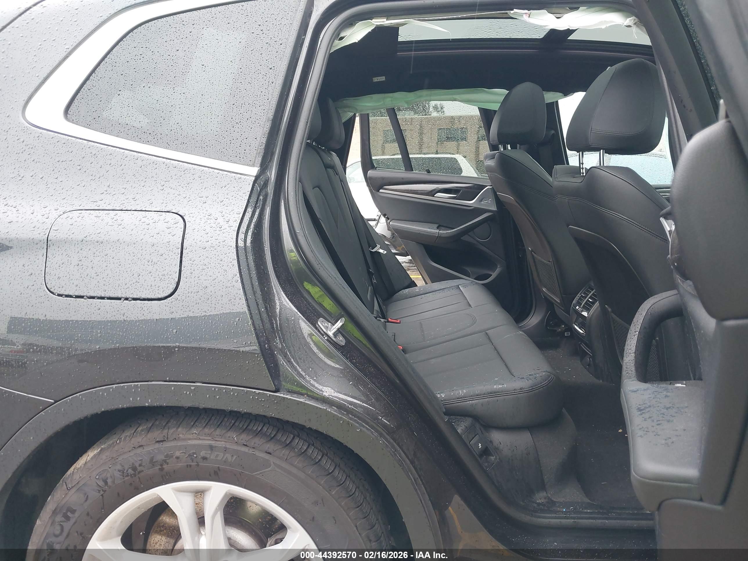 BMW X3 image 8