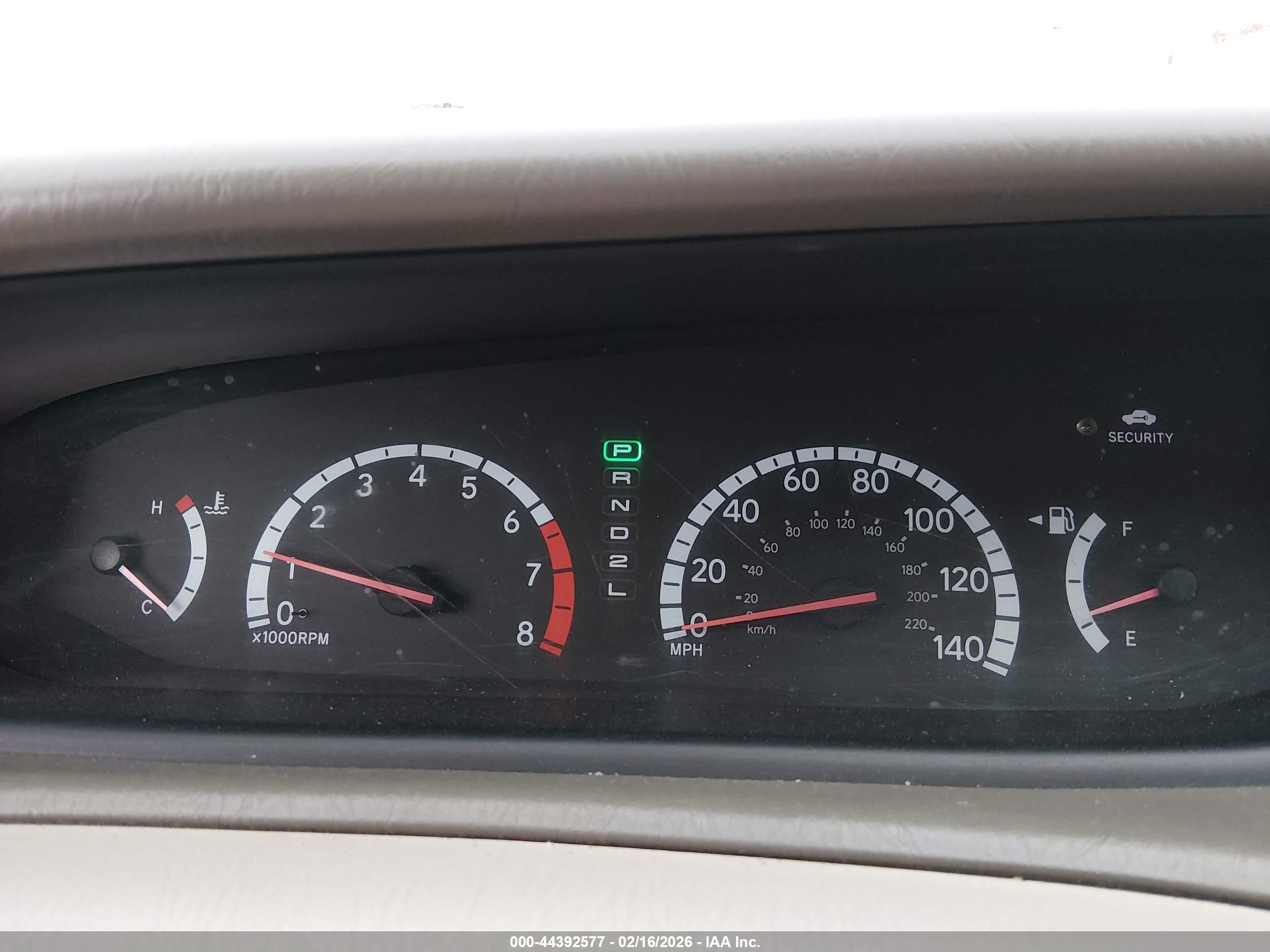 TOYOTA AVALON image 7