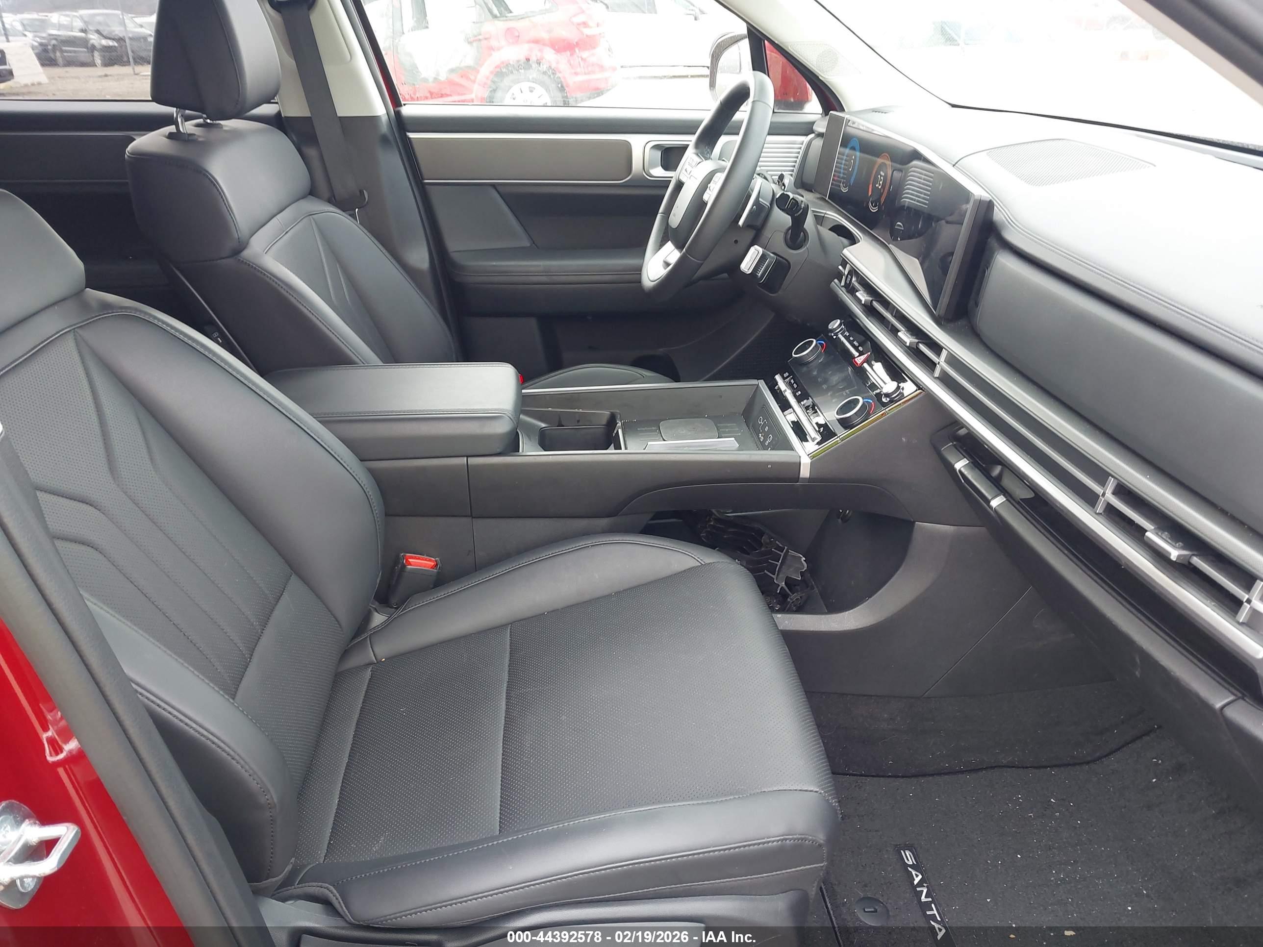 HYUNDAI SANTA image 5