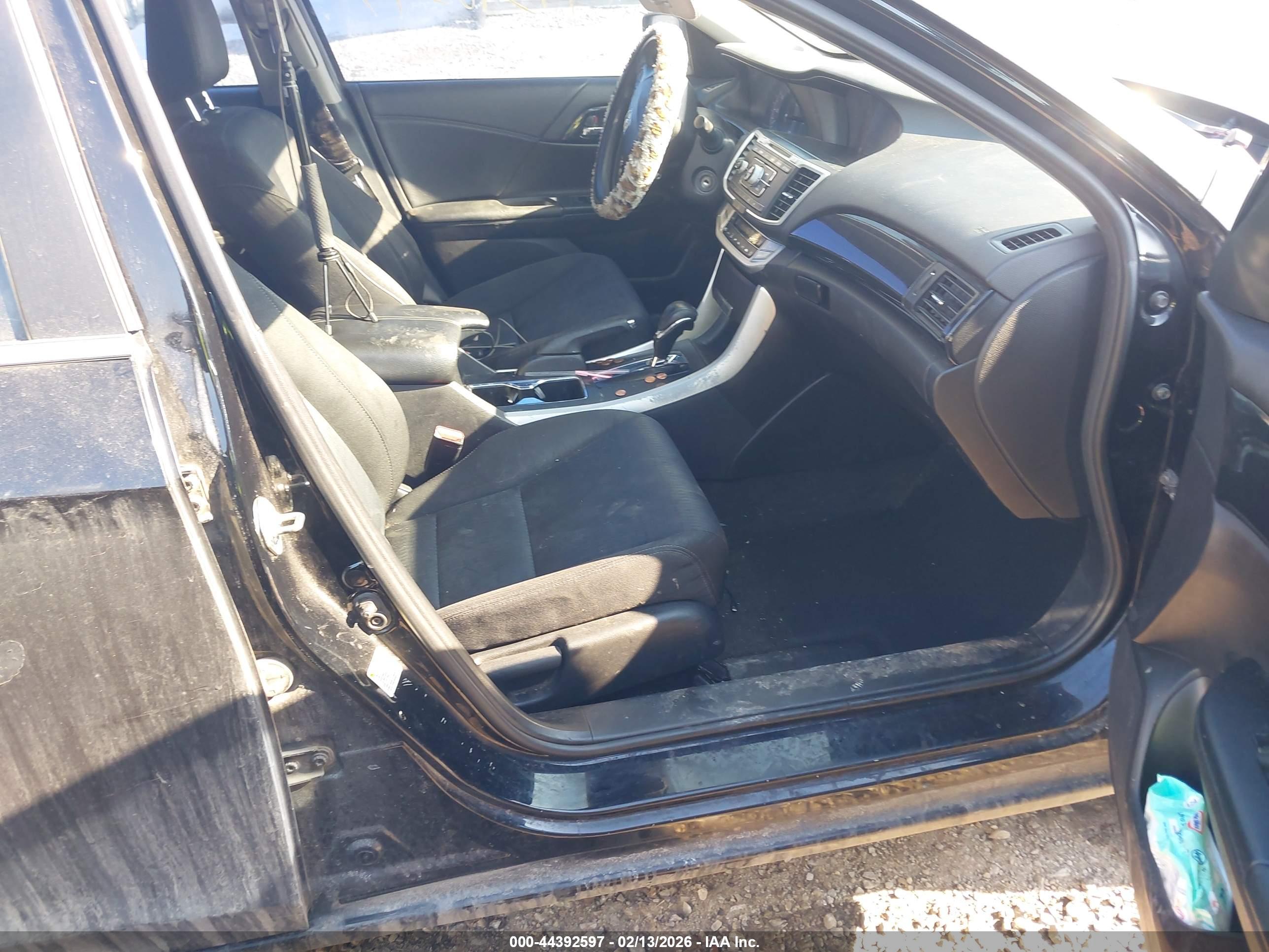 HONDA ACCORD image 5