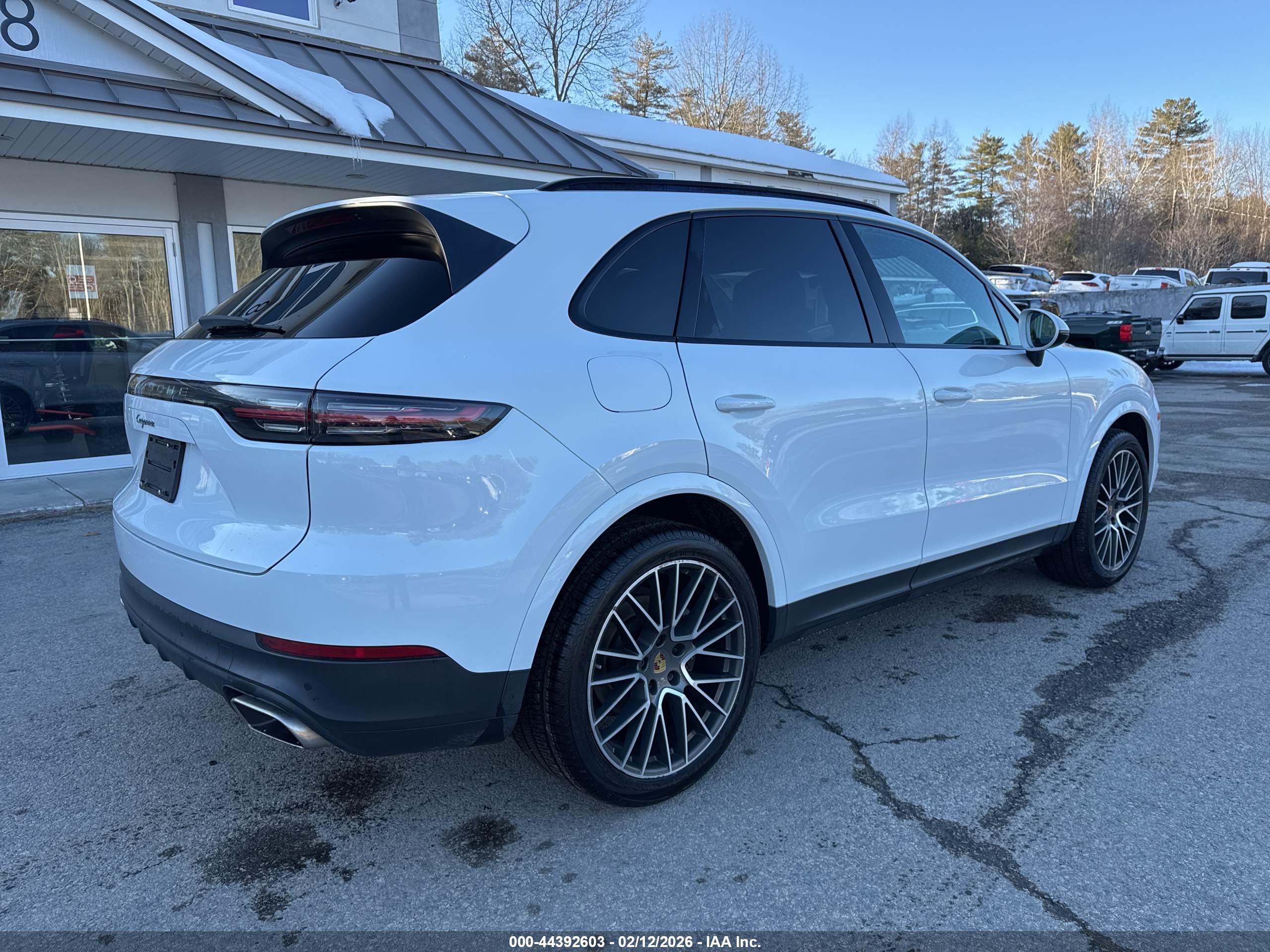 PORSCHE CAYENNE image 4