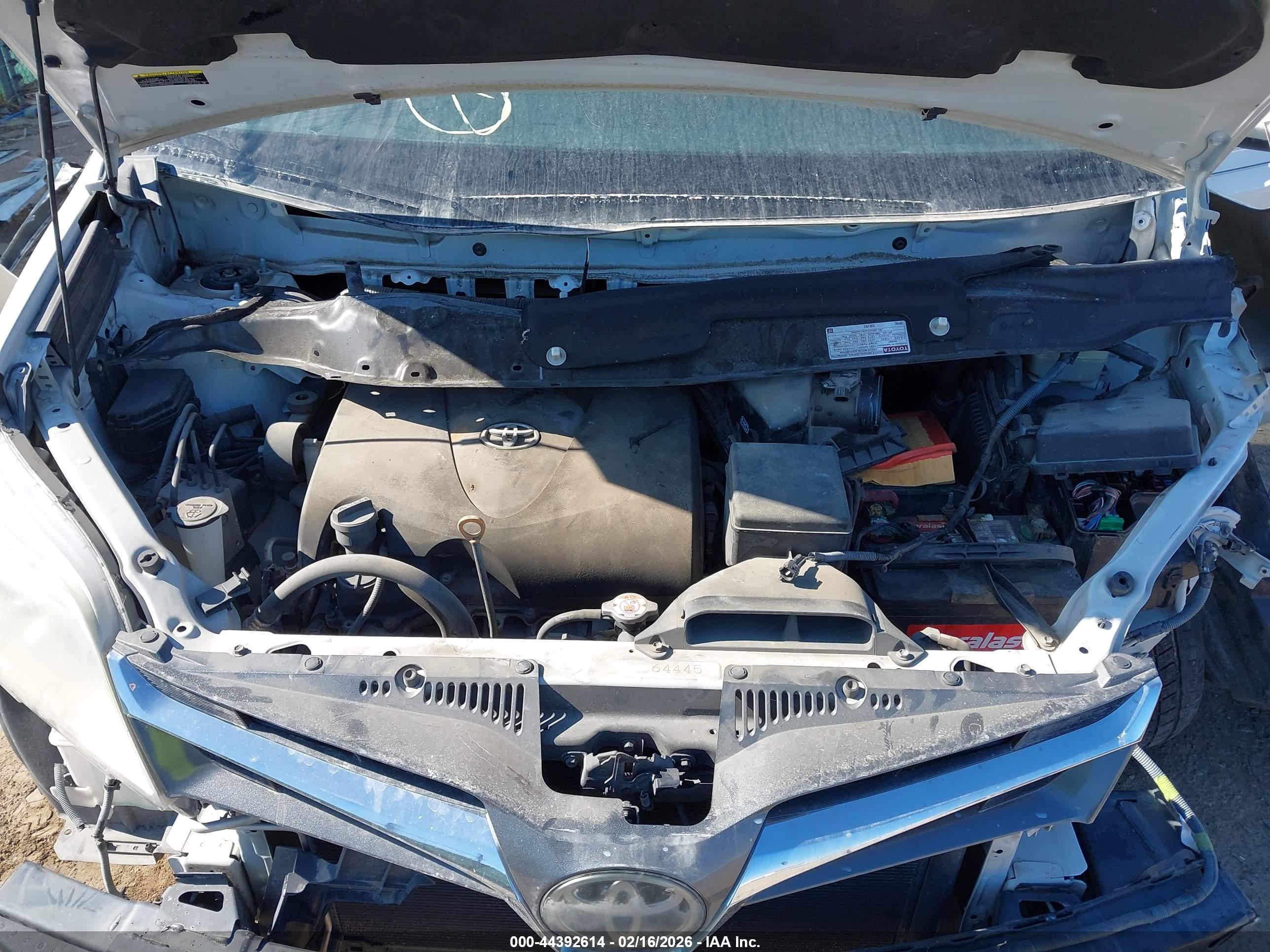 TOYOTA SIENNA image 10