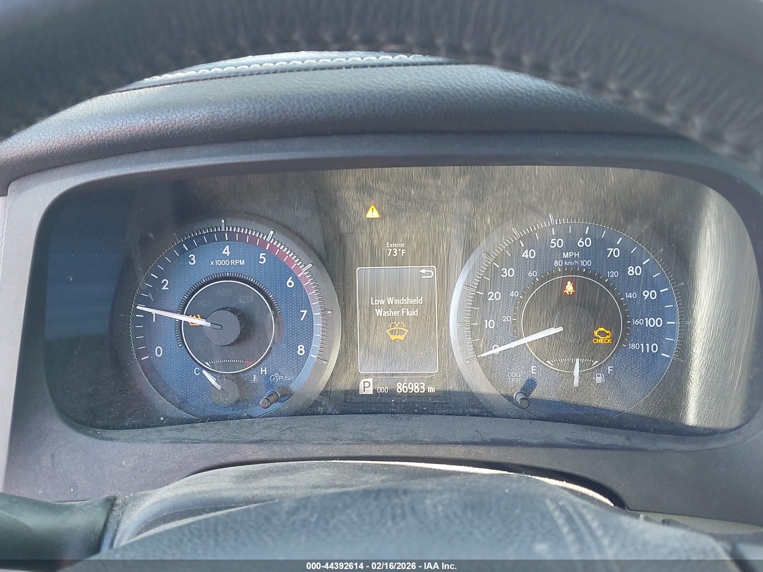 TOYOTA SIENNA image 7