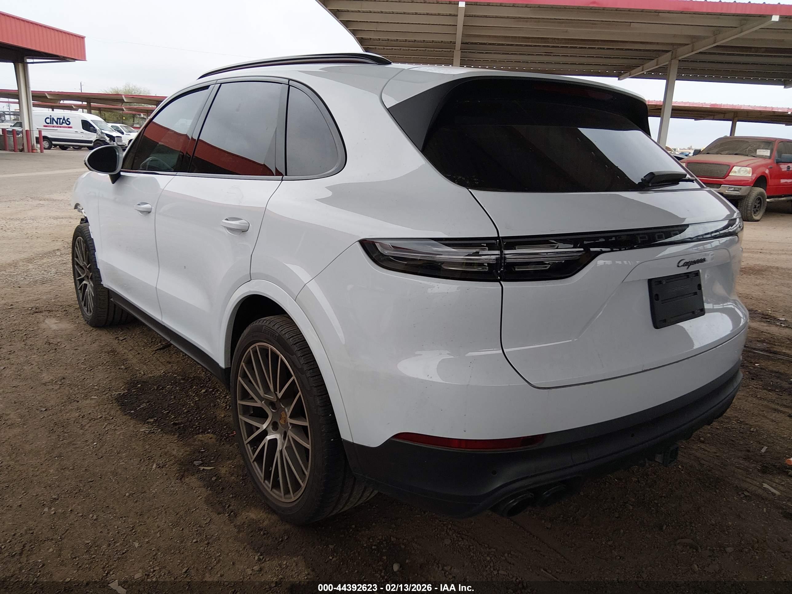 PORSCHE CAYENNE image 3