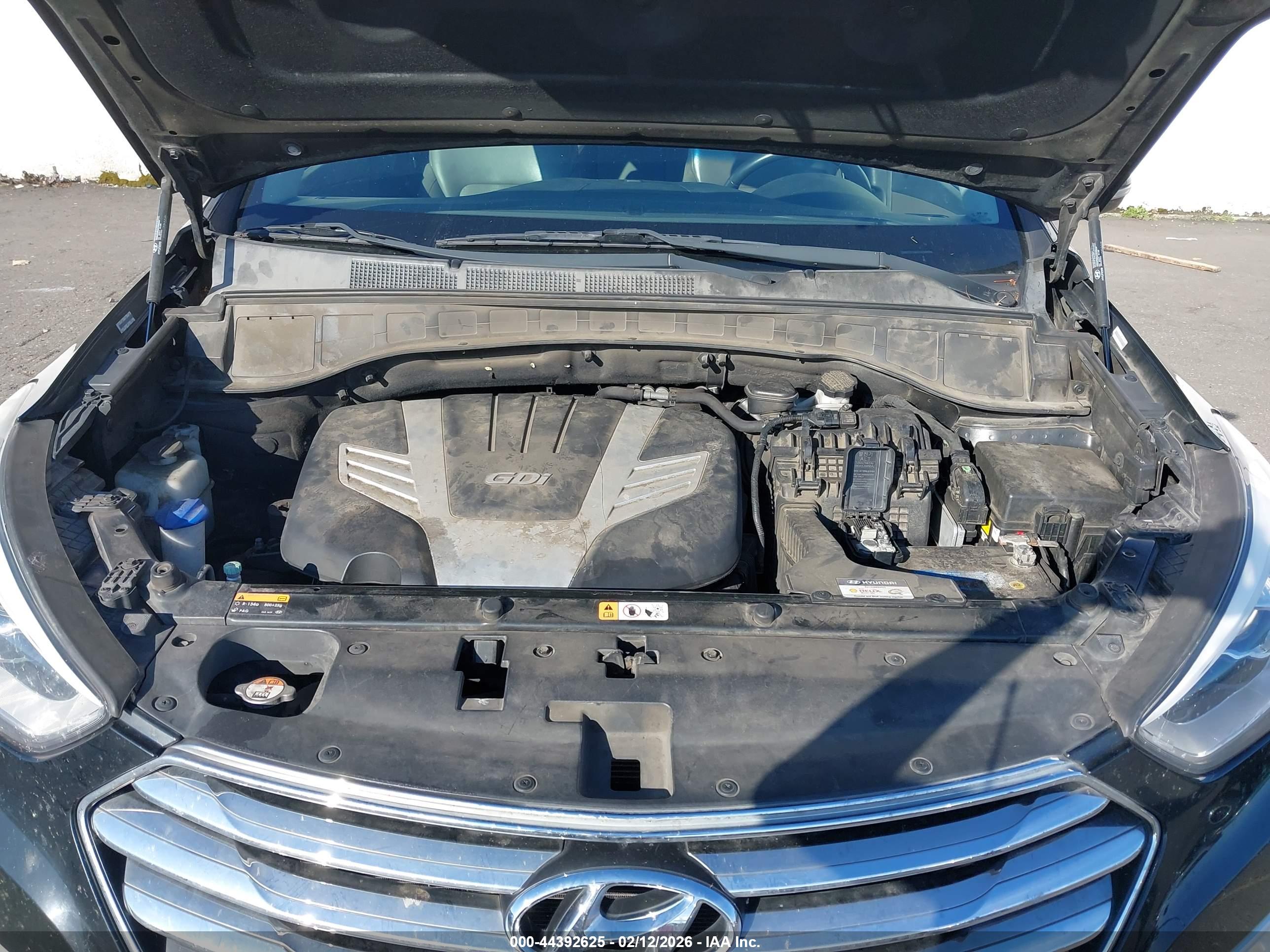 HYUNDAI SANTA image 10