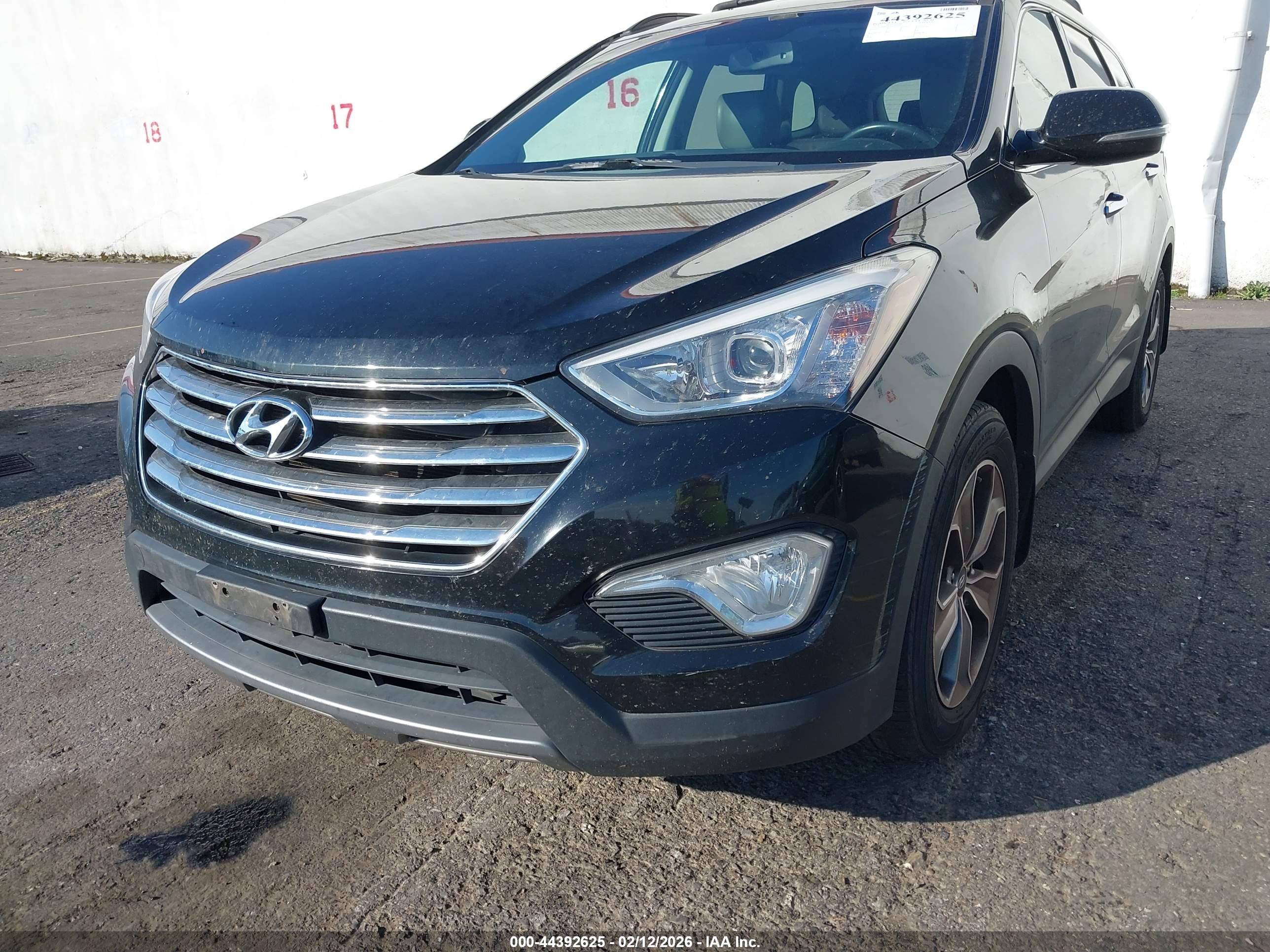 HYUNDAI SANTA image 6