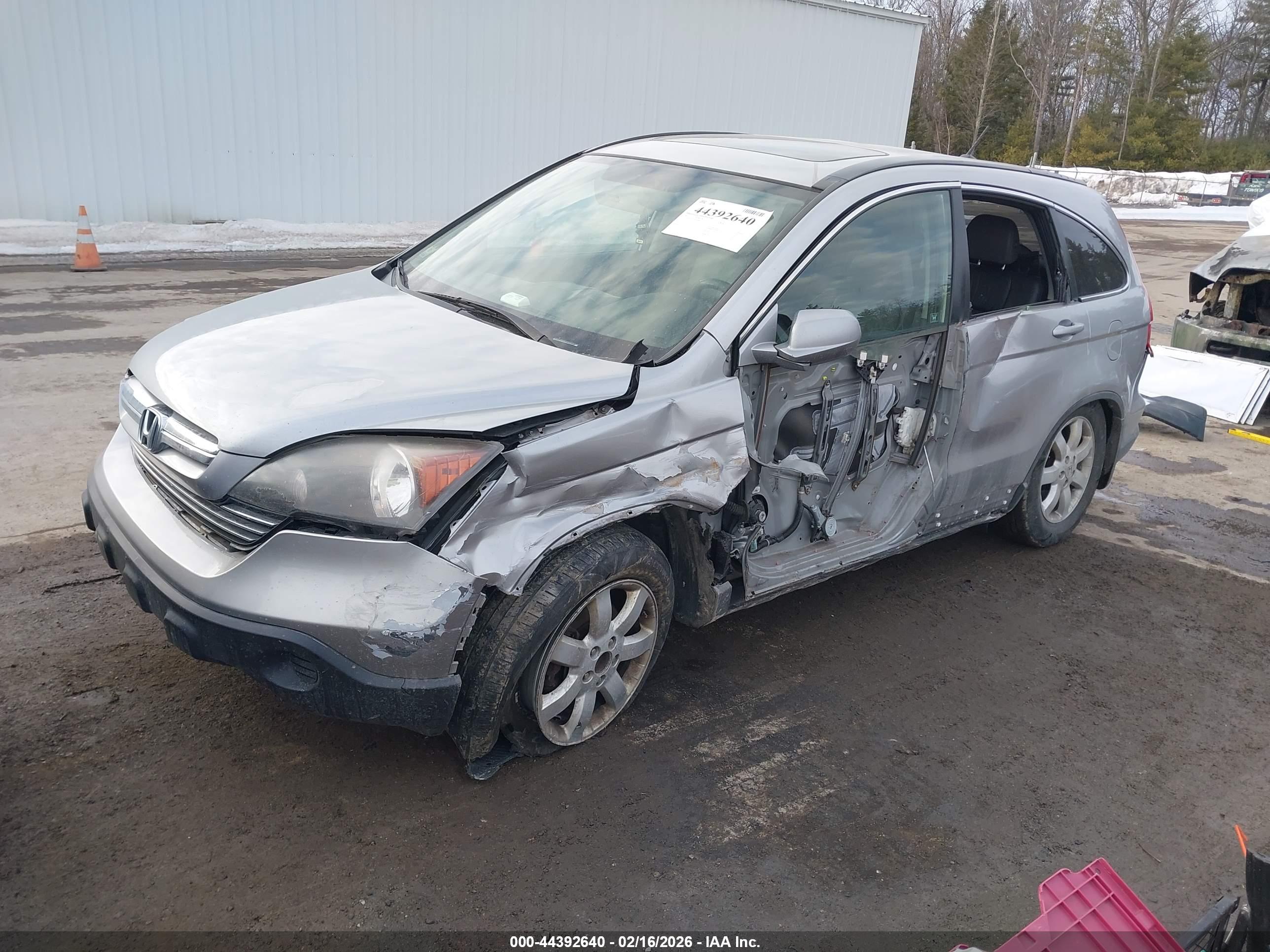 HONDA CR-V image 2