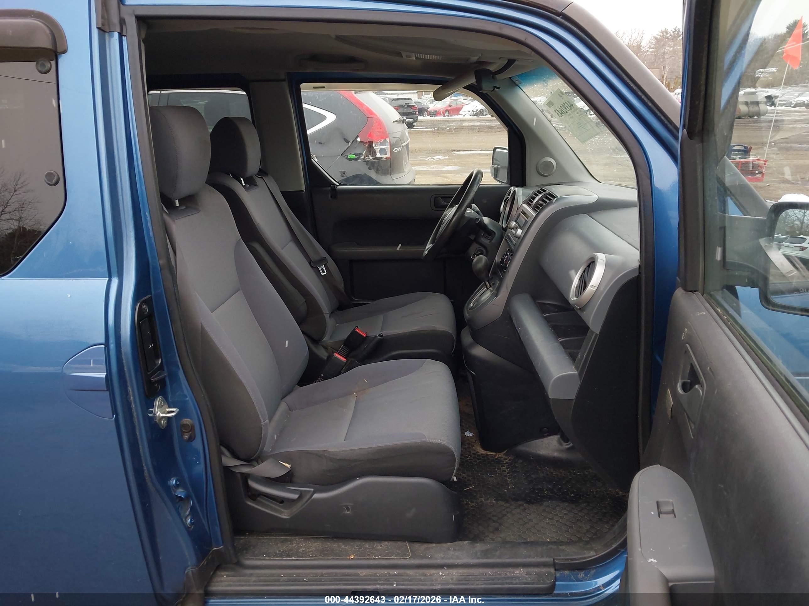 HONDA ELEMENT image 5
