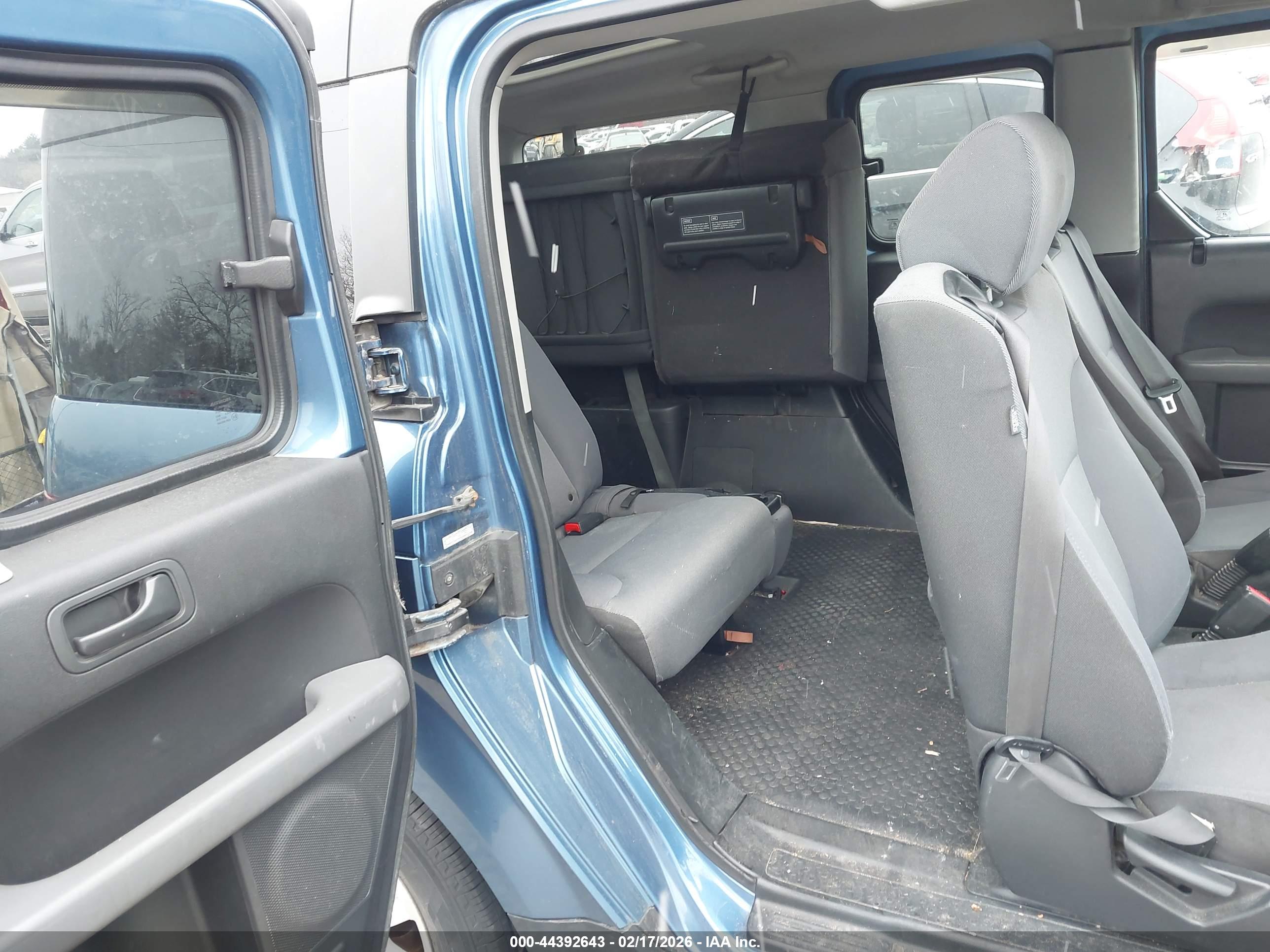 HONDA ELEMENT image 8
