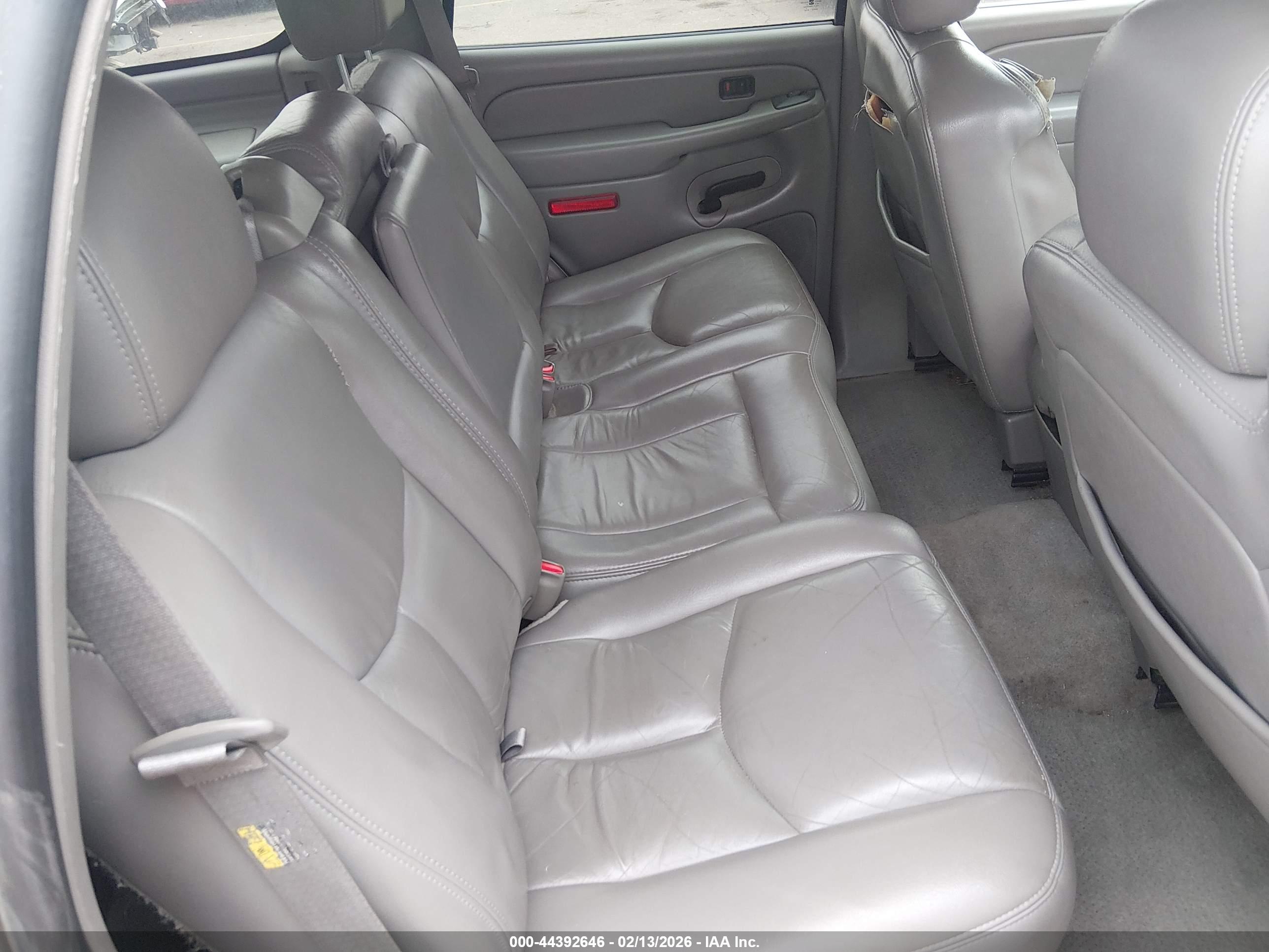 CHEVROLET TAHOE image 8
