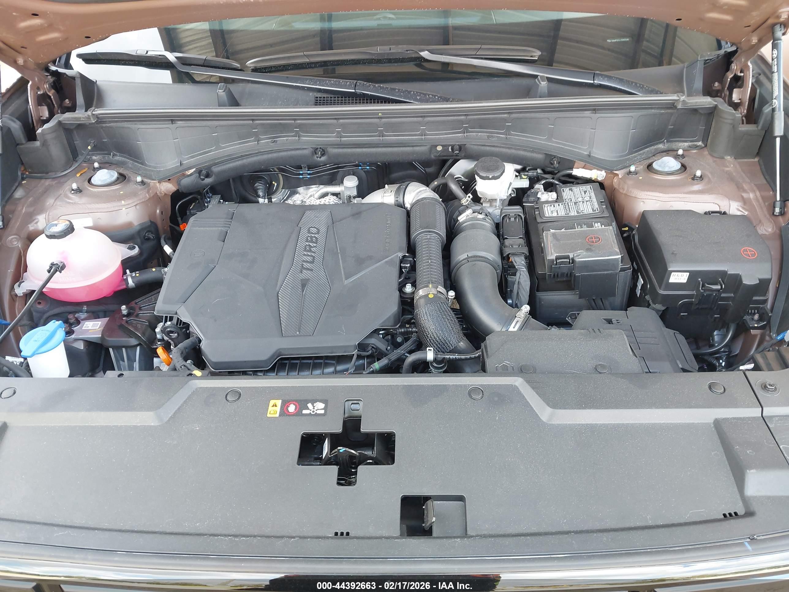 HYUNDAI SANTA image 10