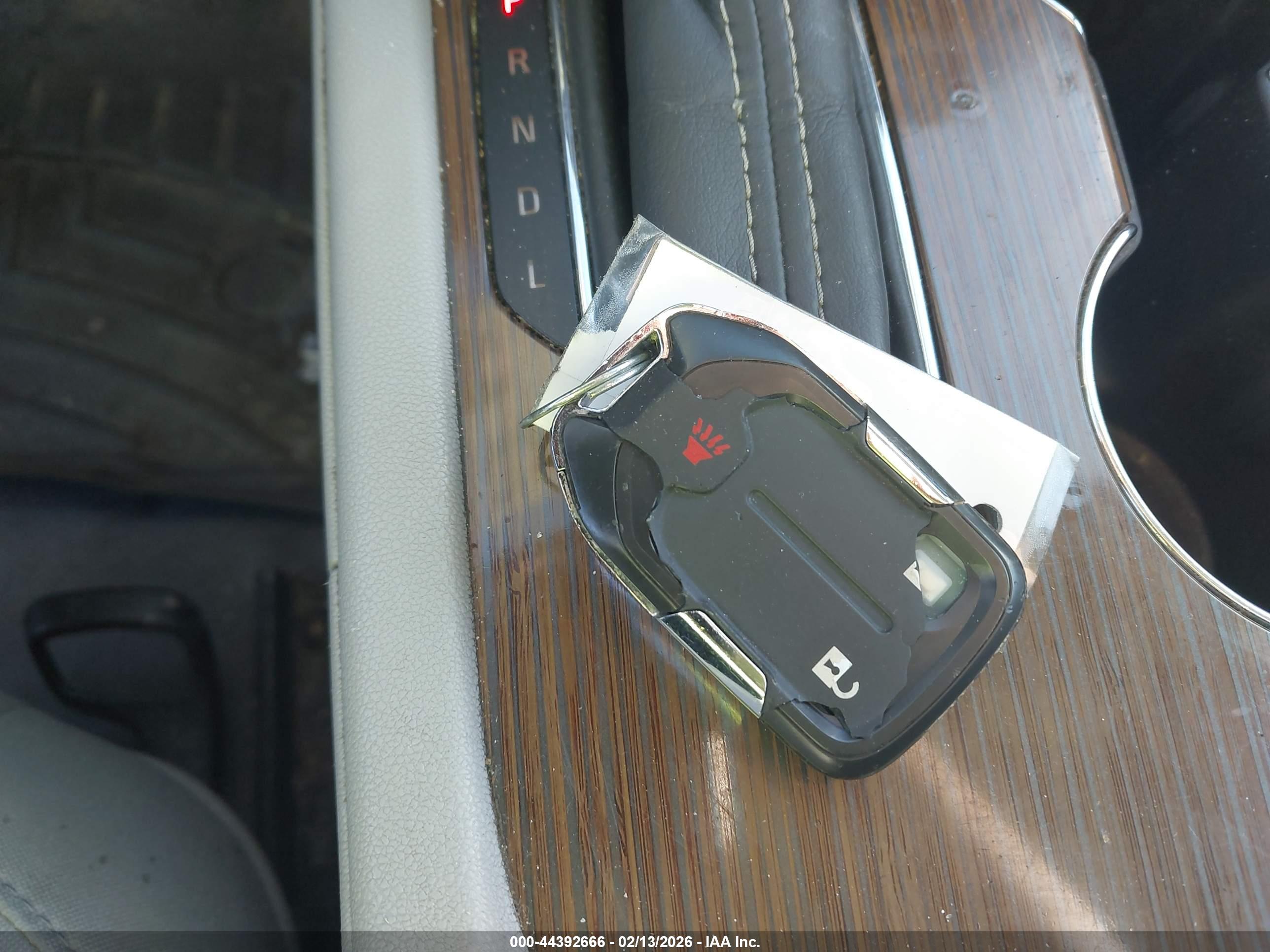 GMC ACADIA image 11