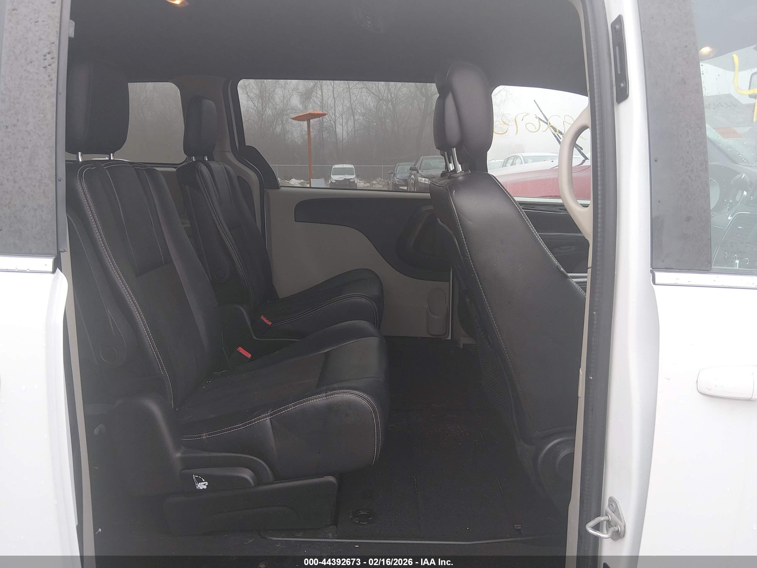 DODGE GRAND image 8
