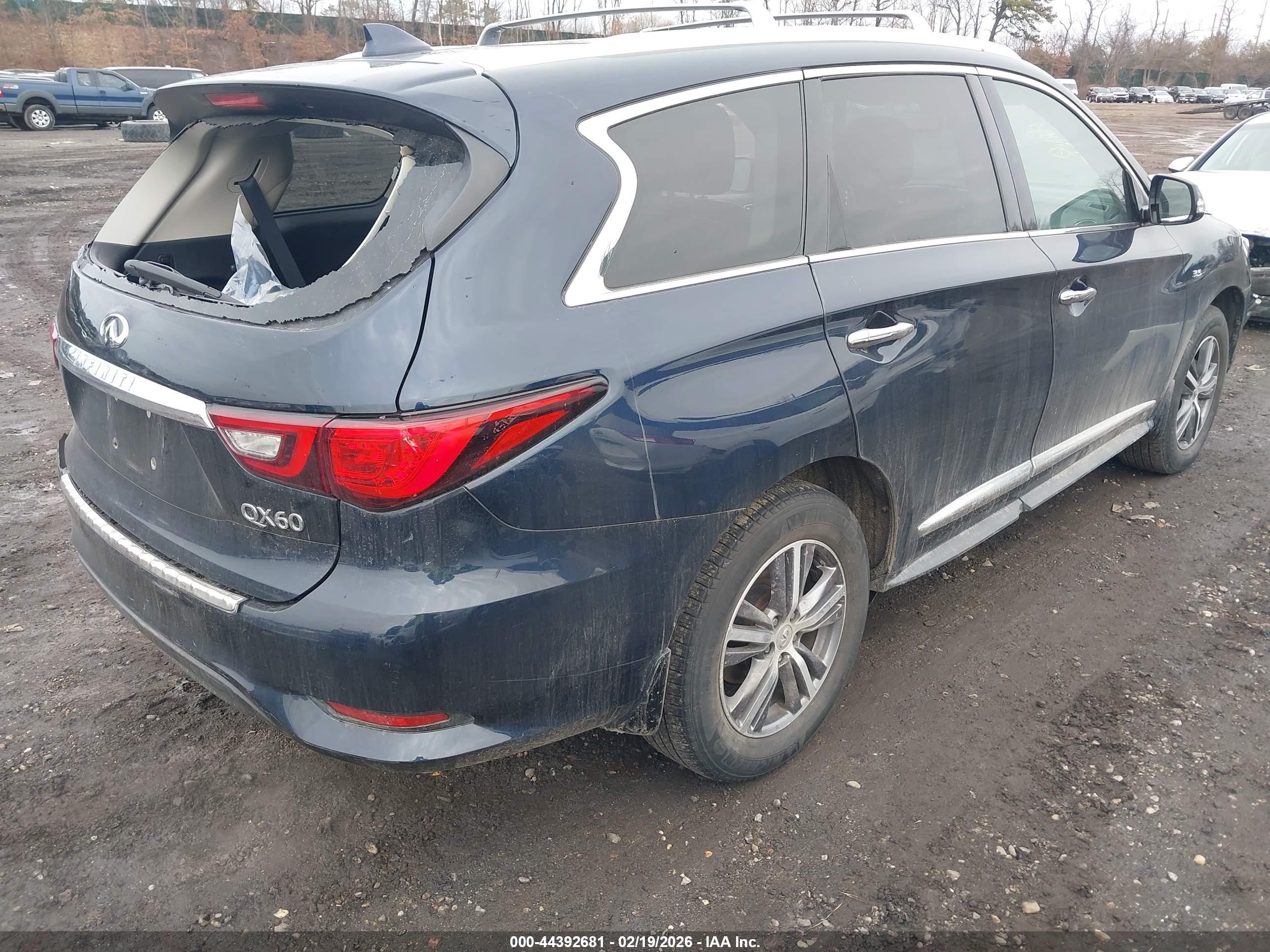 INFINITI QX60 image 4