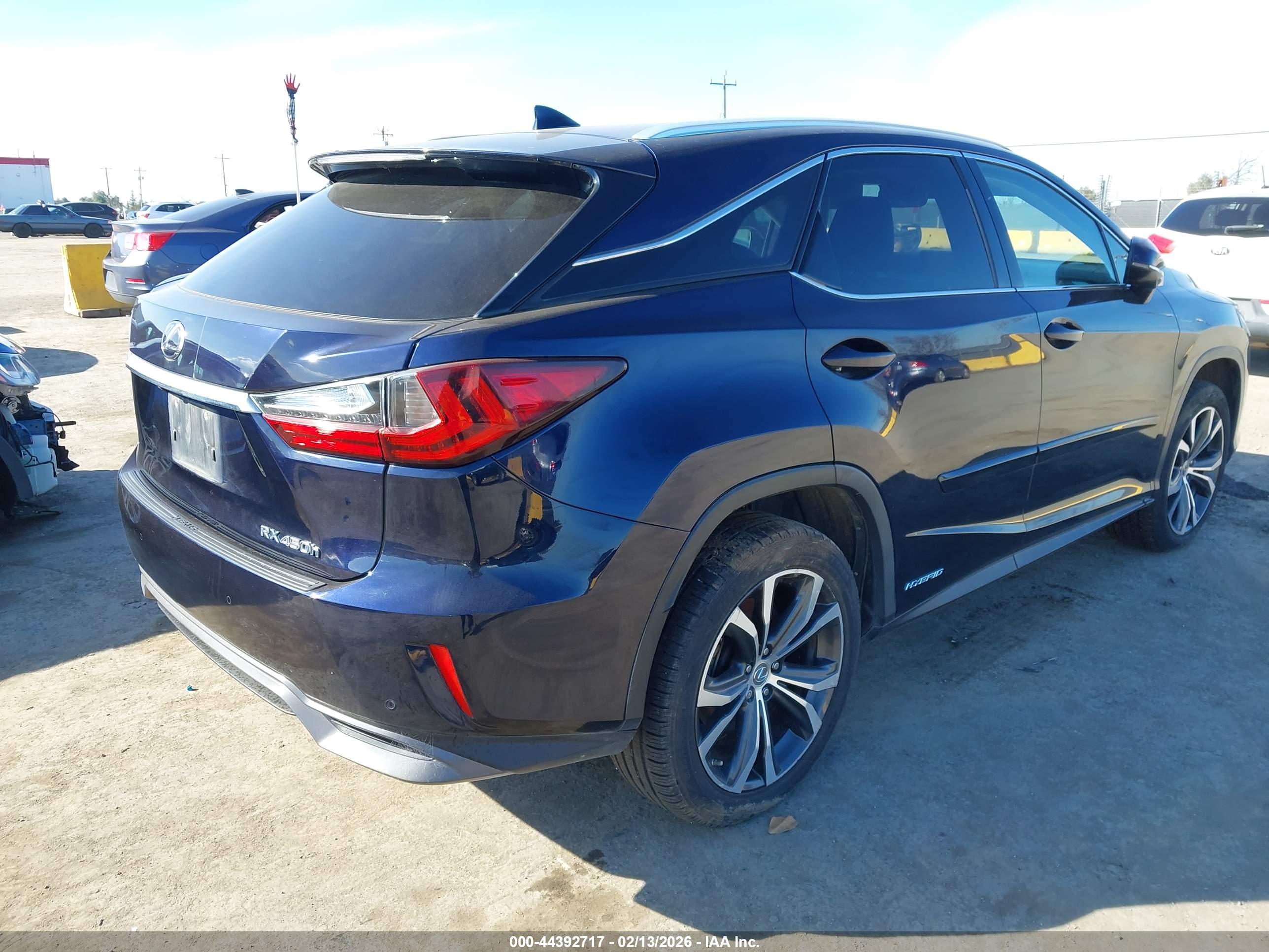 LEXUS RX image 4