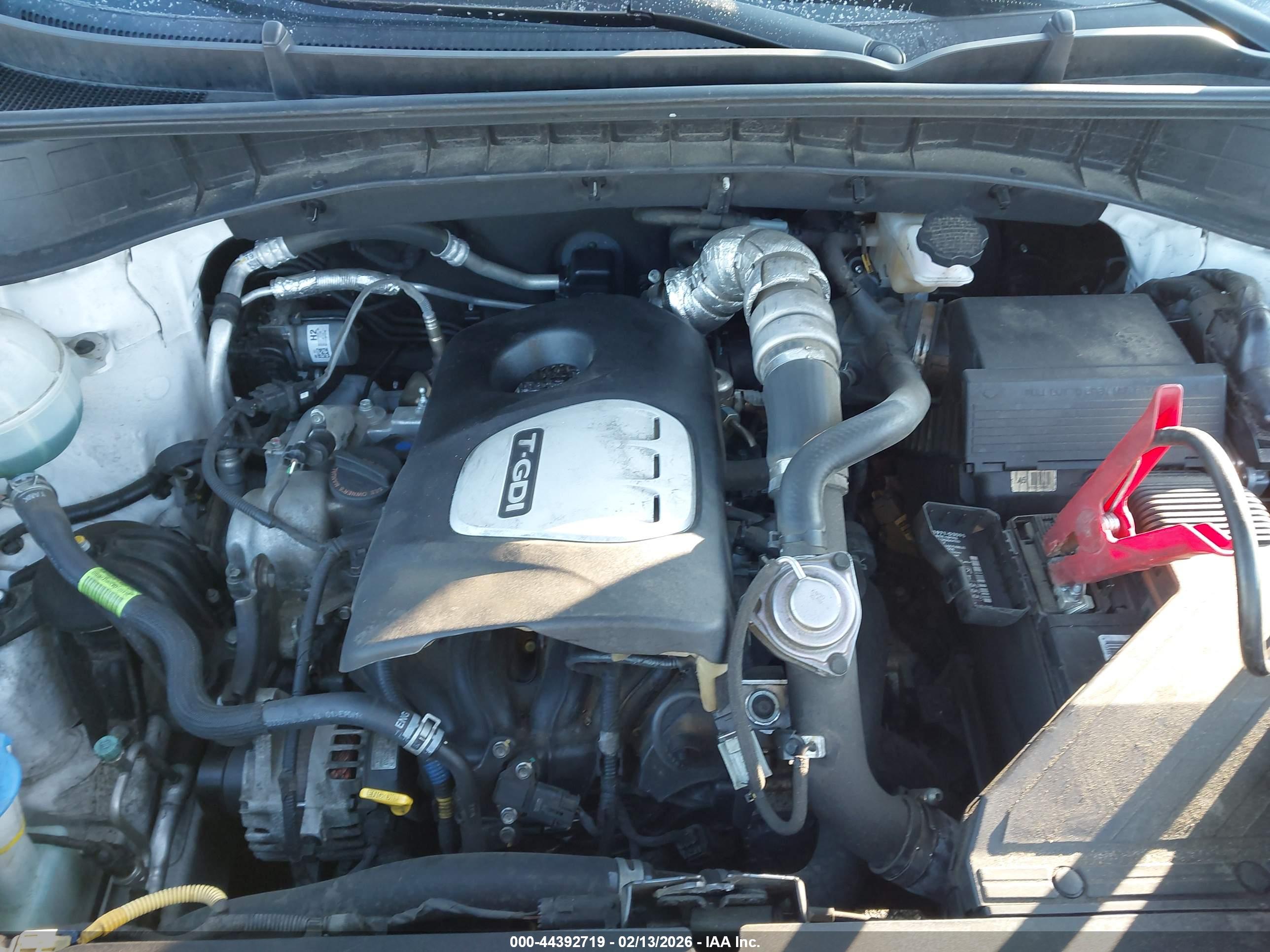 HYUNDAI TUCSON image 10