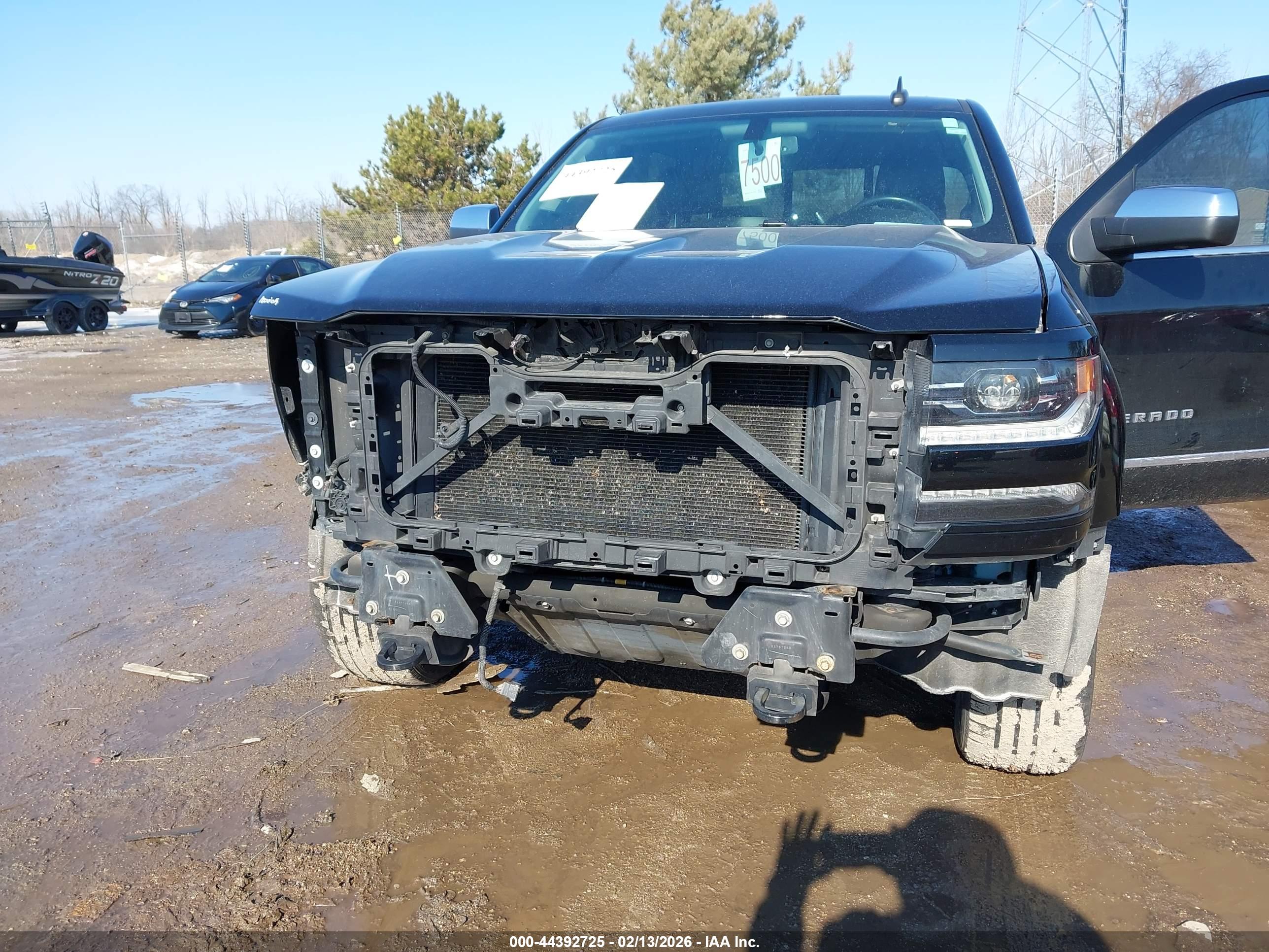 CHEVROLET SILVERADO image 6