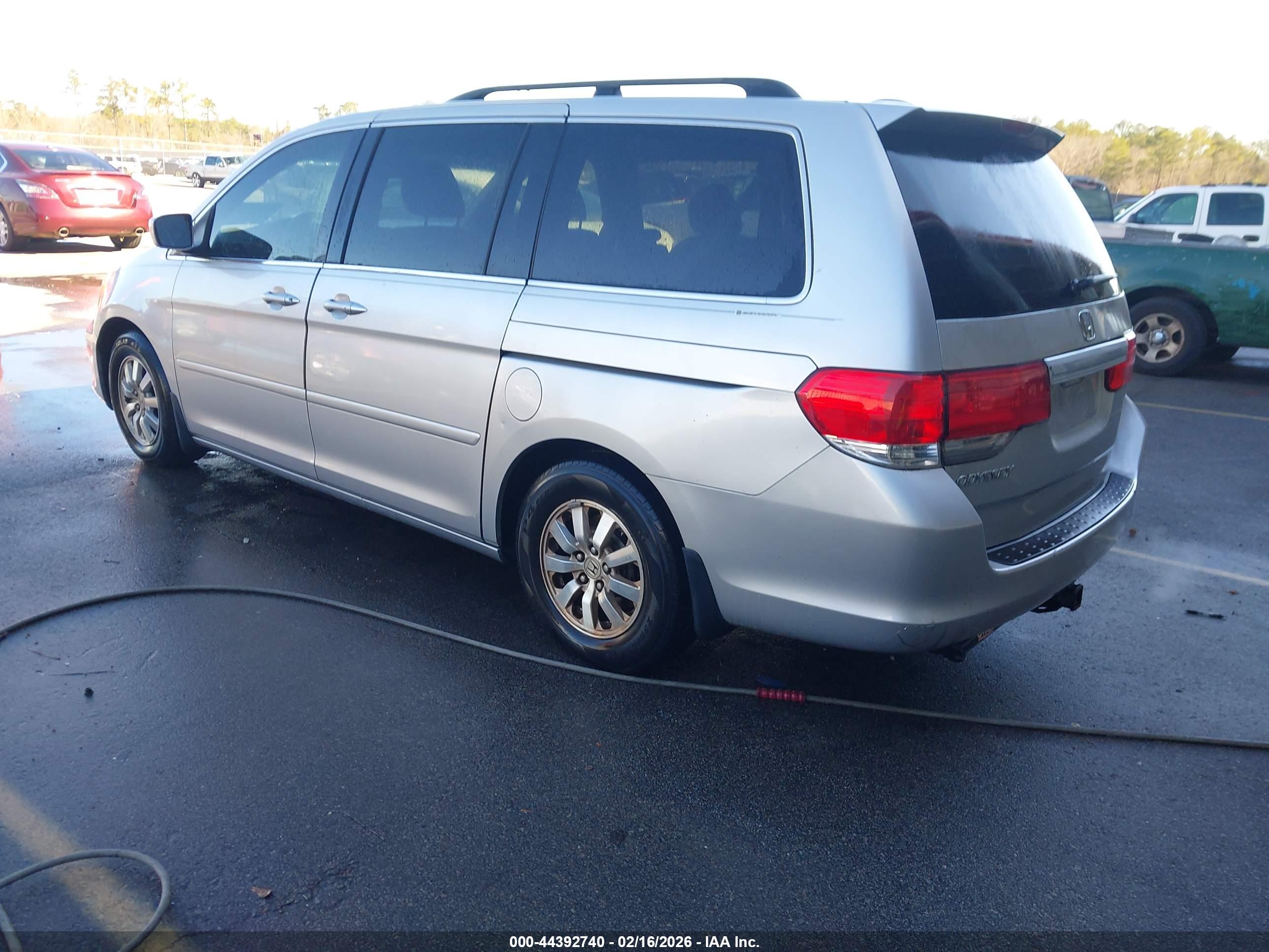 HONDA ODYSSEY image 3