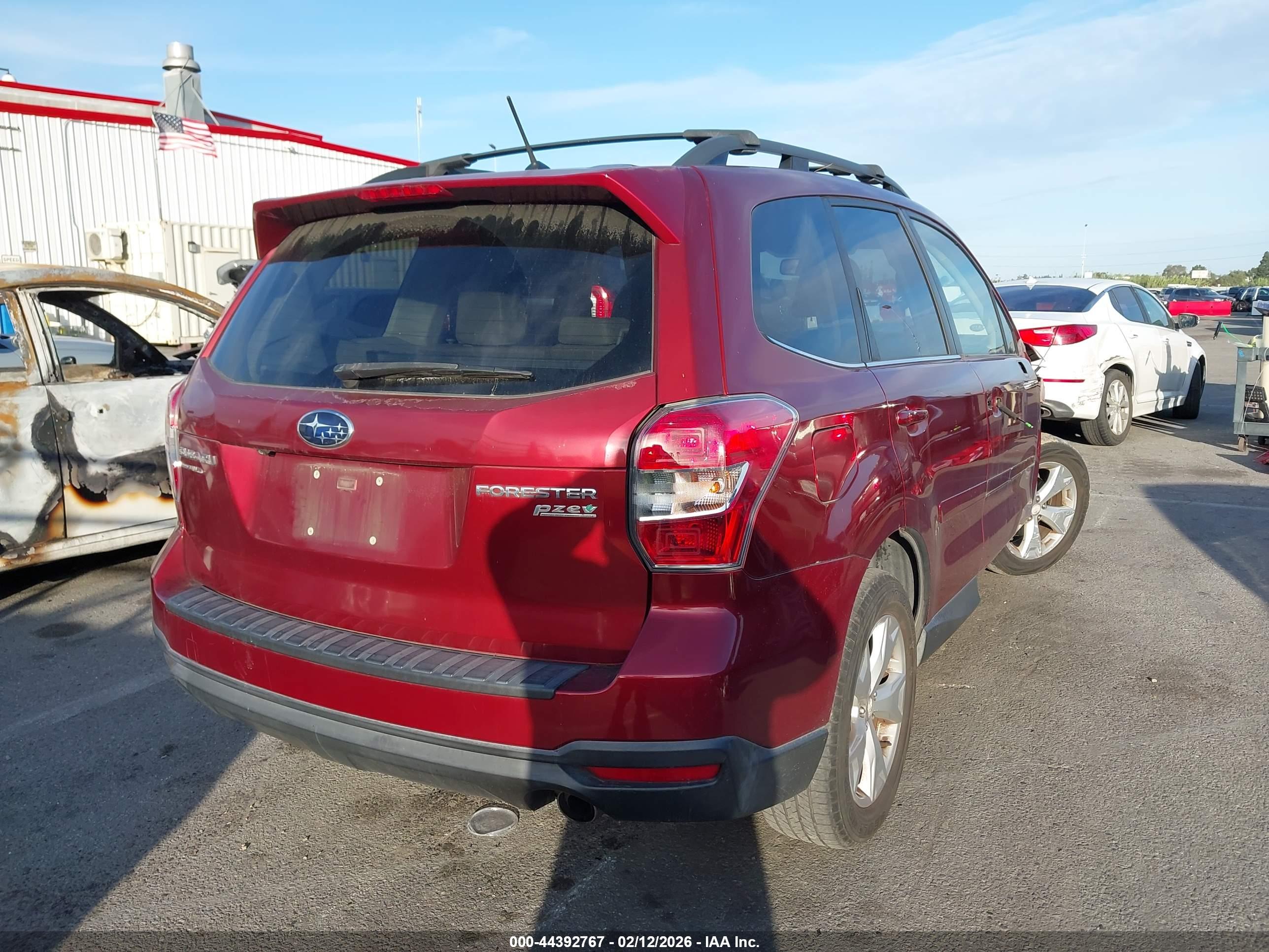 SUBARU FORESTER image 4