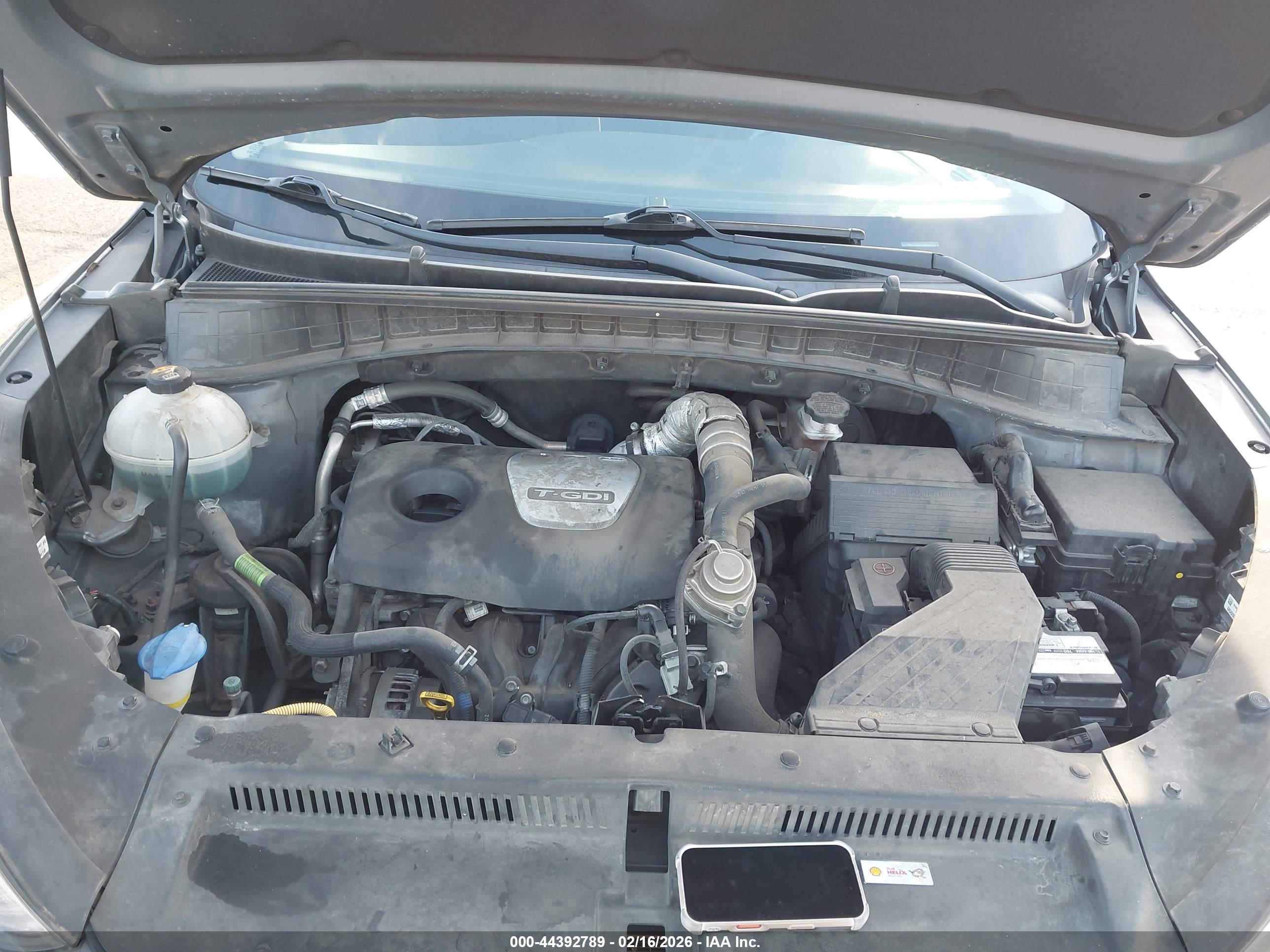 HYUNDAI TUCSON image 10