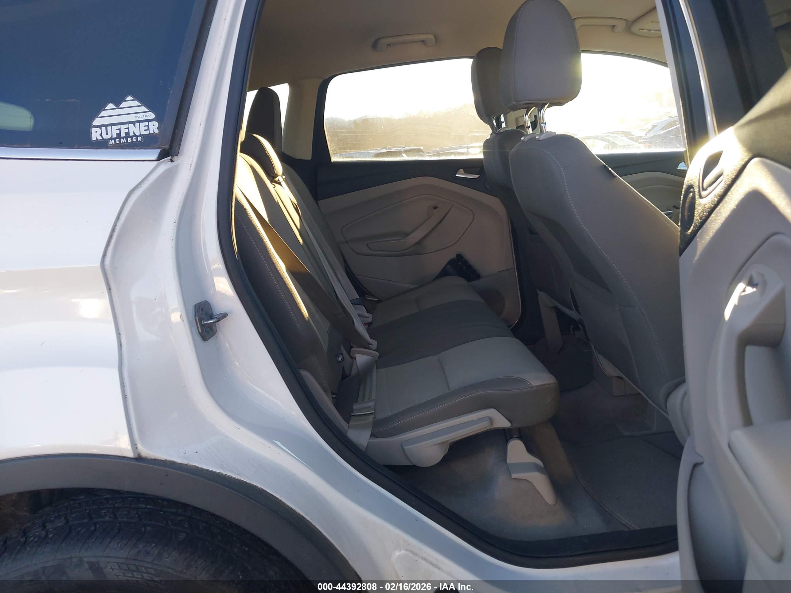 FORD ESCAPE image 8