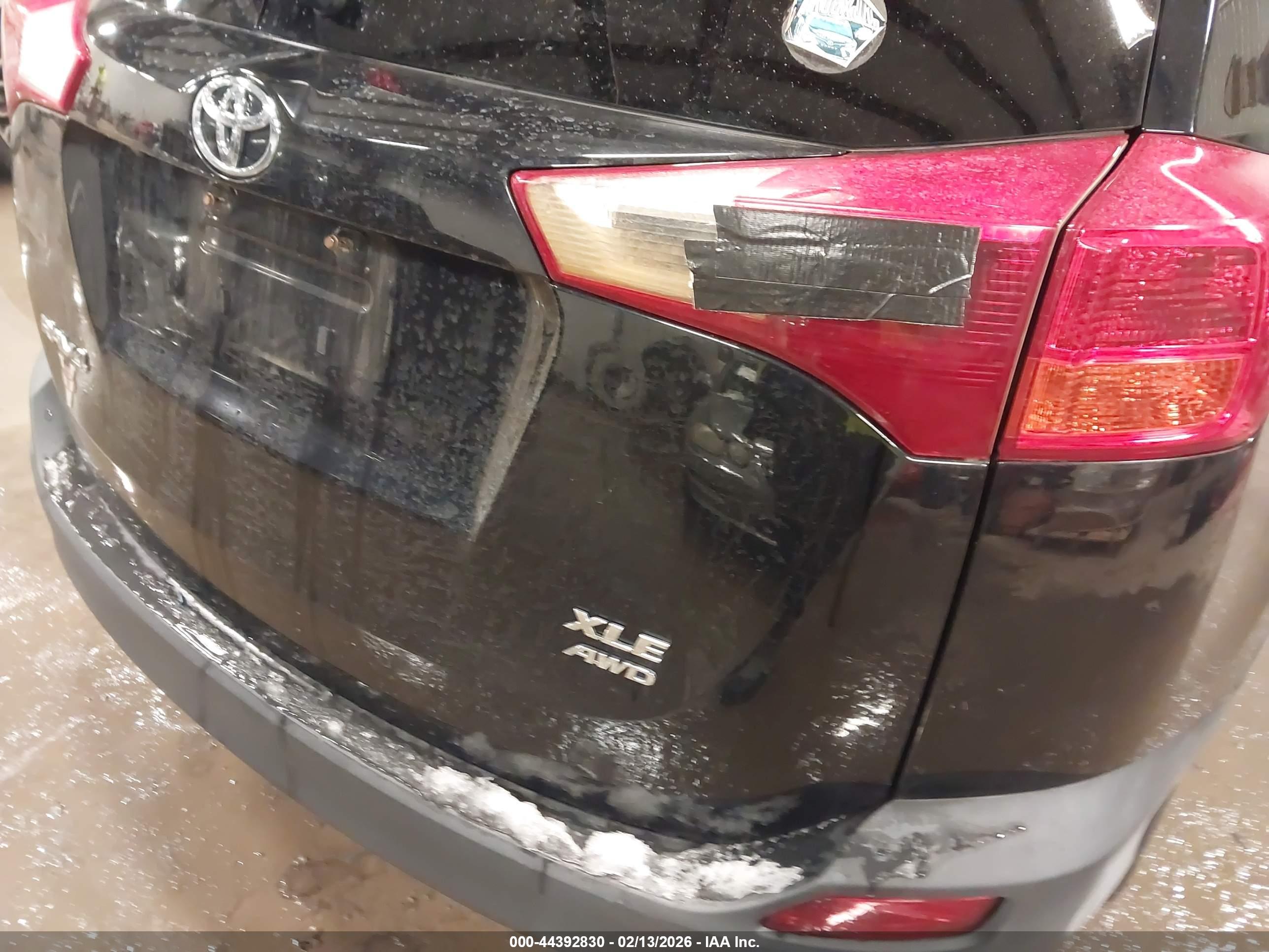 TOYOTA RAV4 image 6