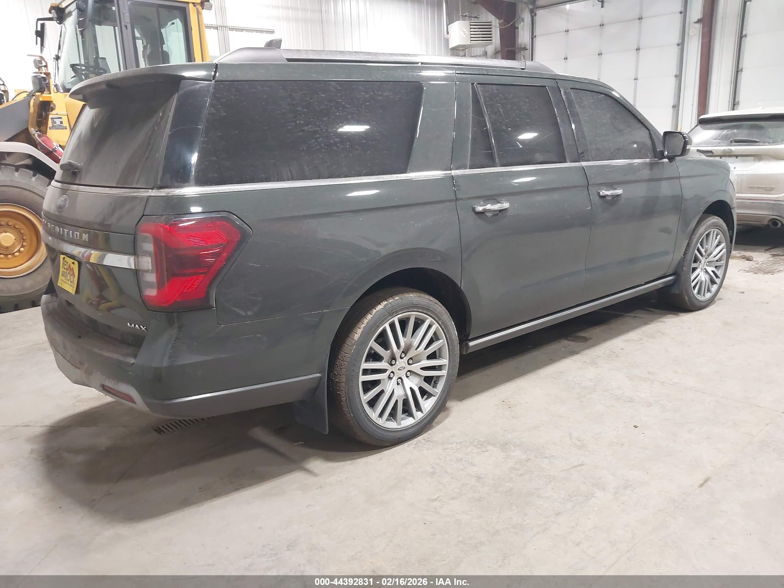 FORD EXPEDITION image 4