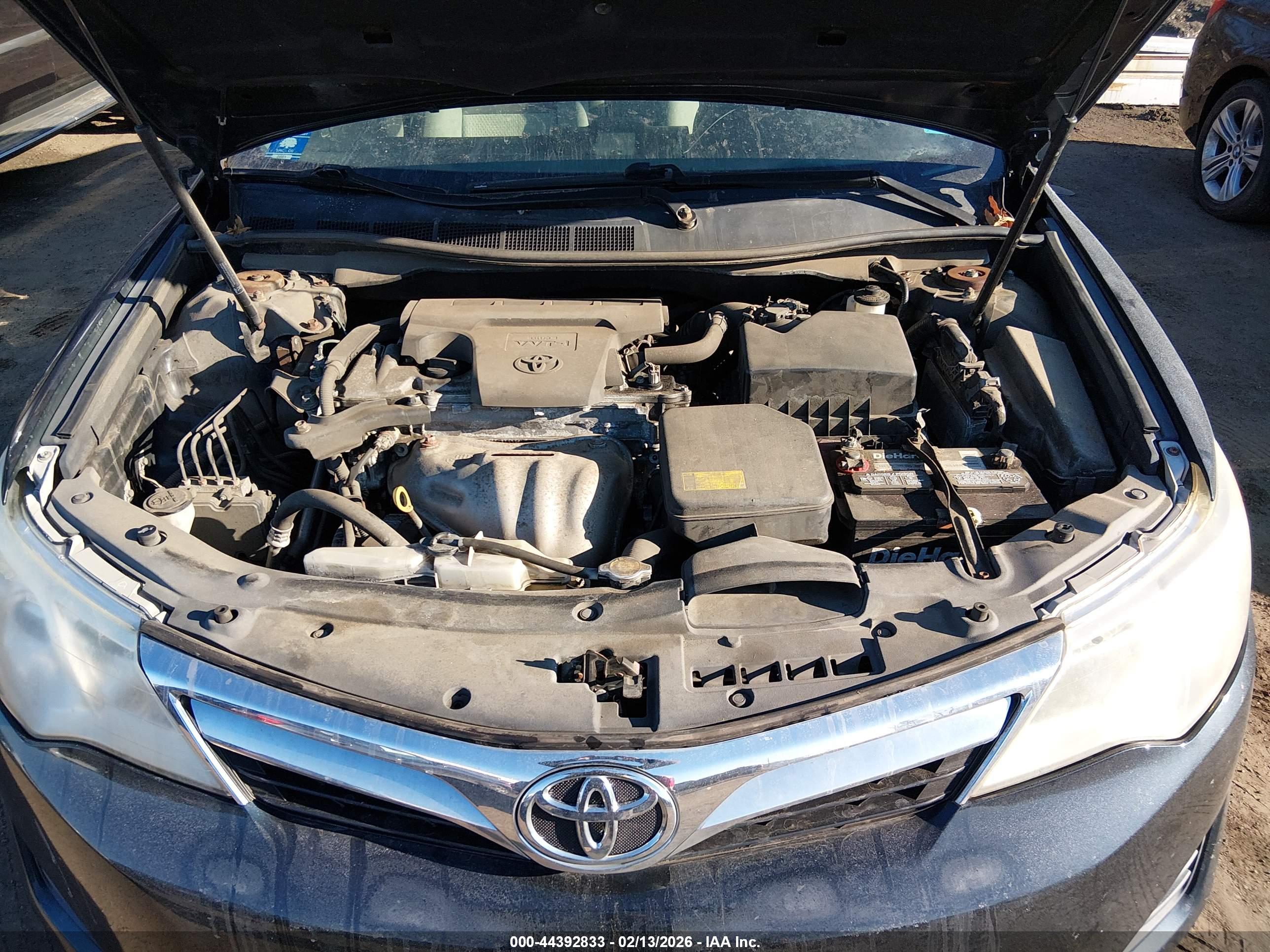TOYOTA CAMRY image 10