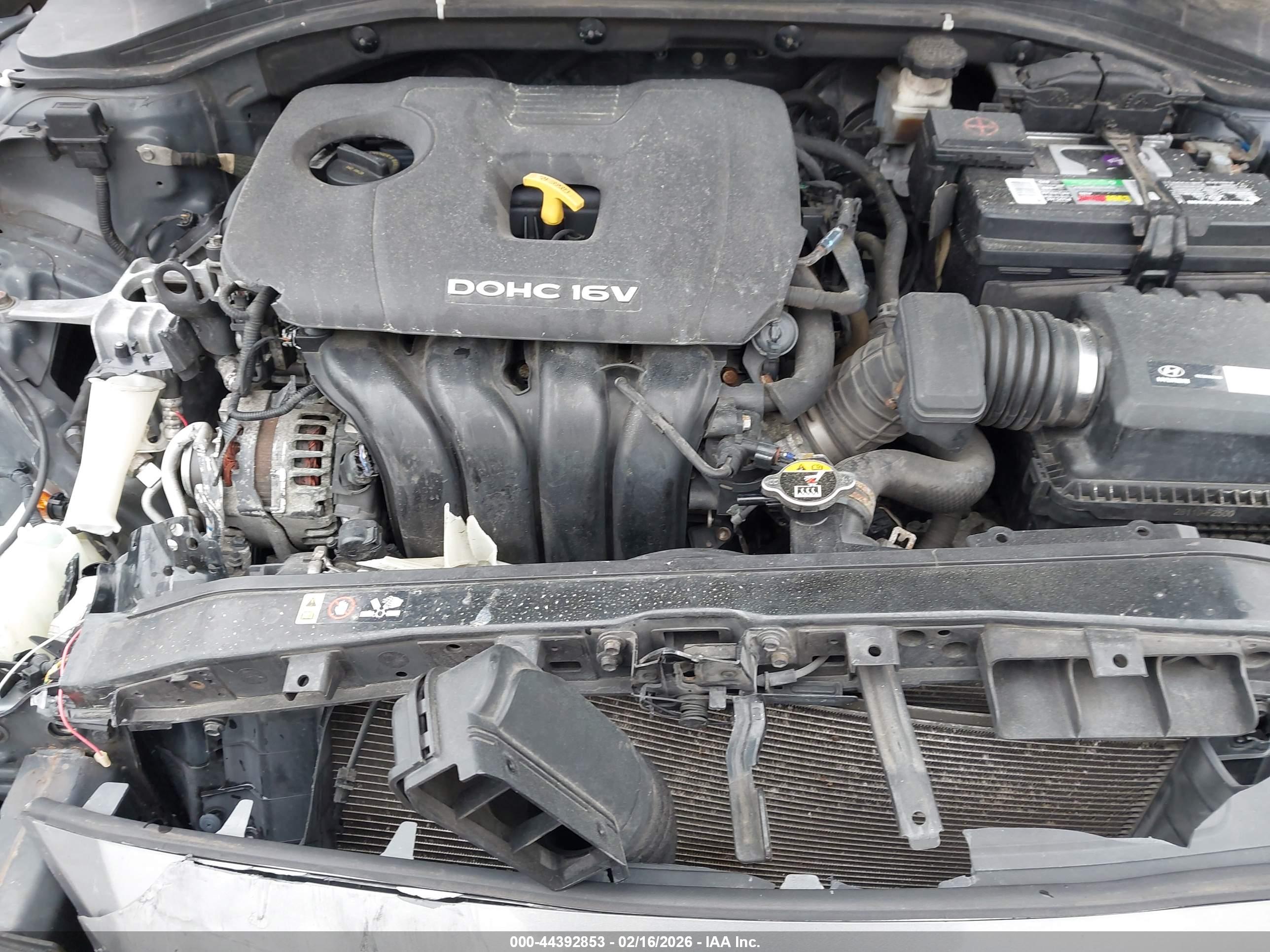 HYUNDAI ELANTRA image 10