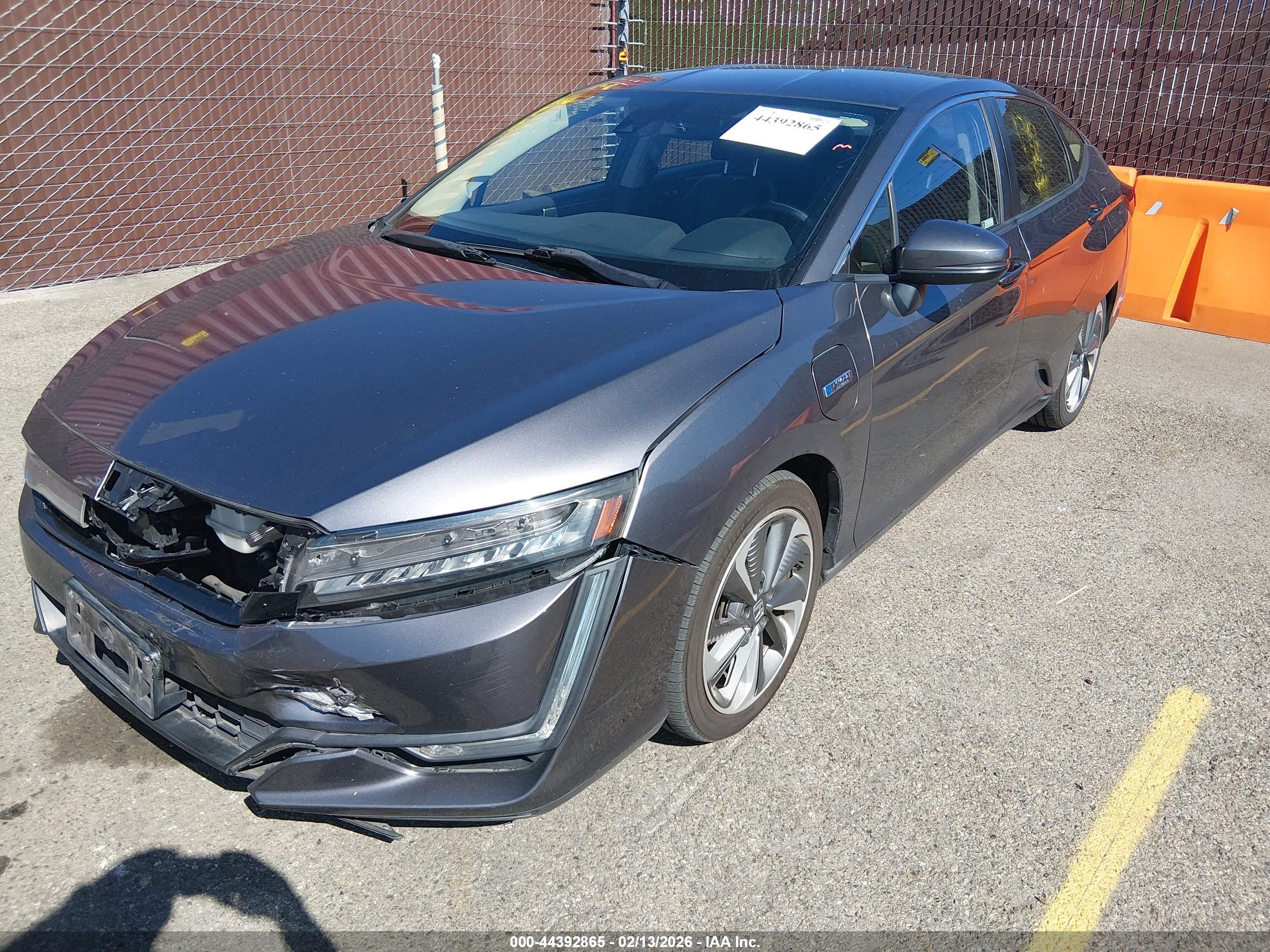 HONDA CLARITY image 2