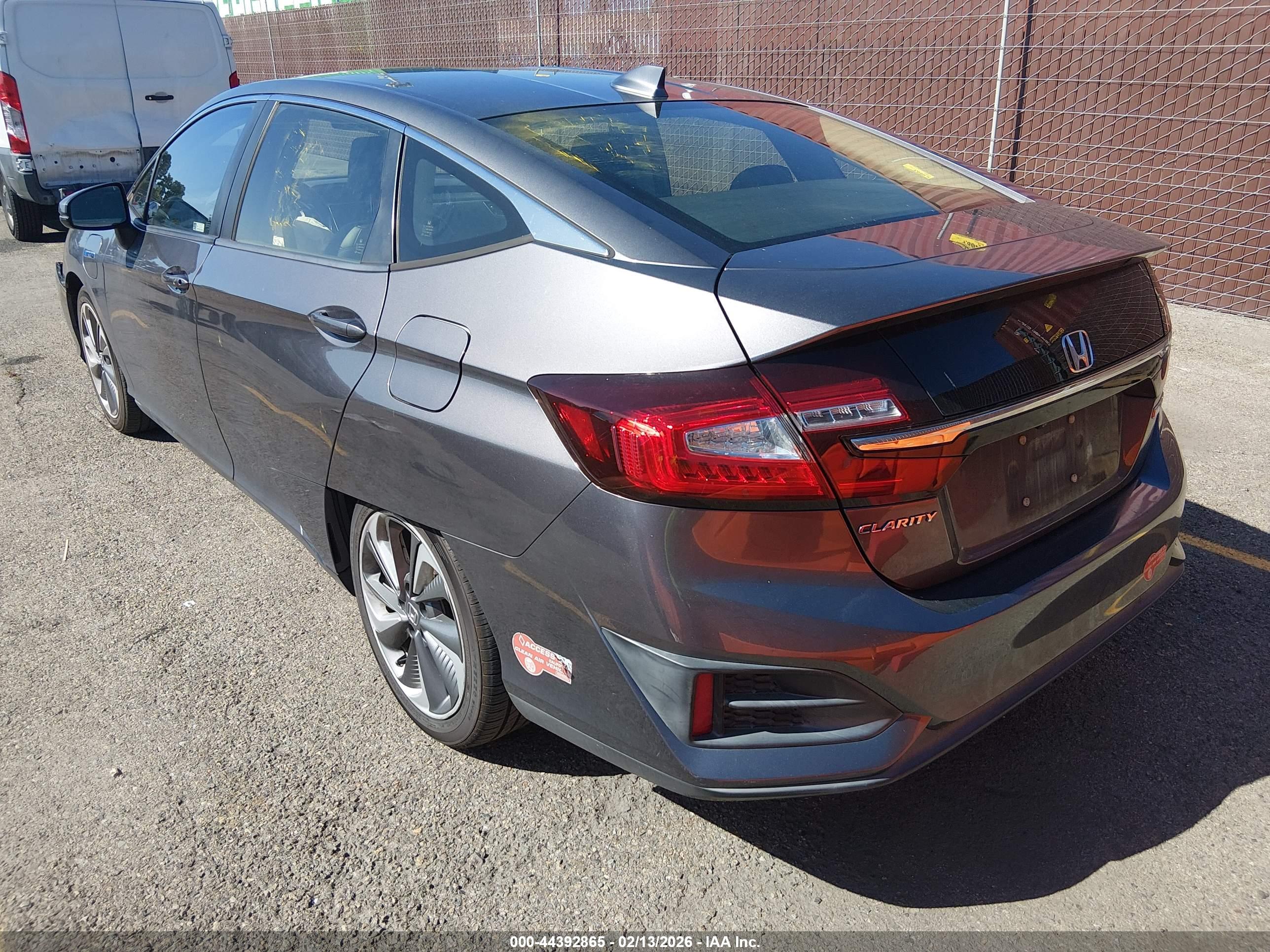 HONDA CLARITY image 3