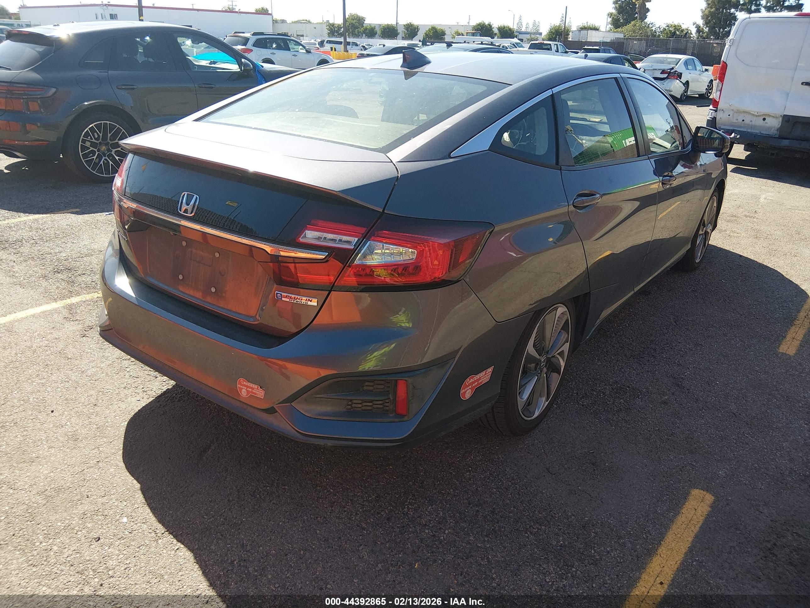 HONDA CLARITY image 4