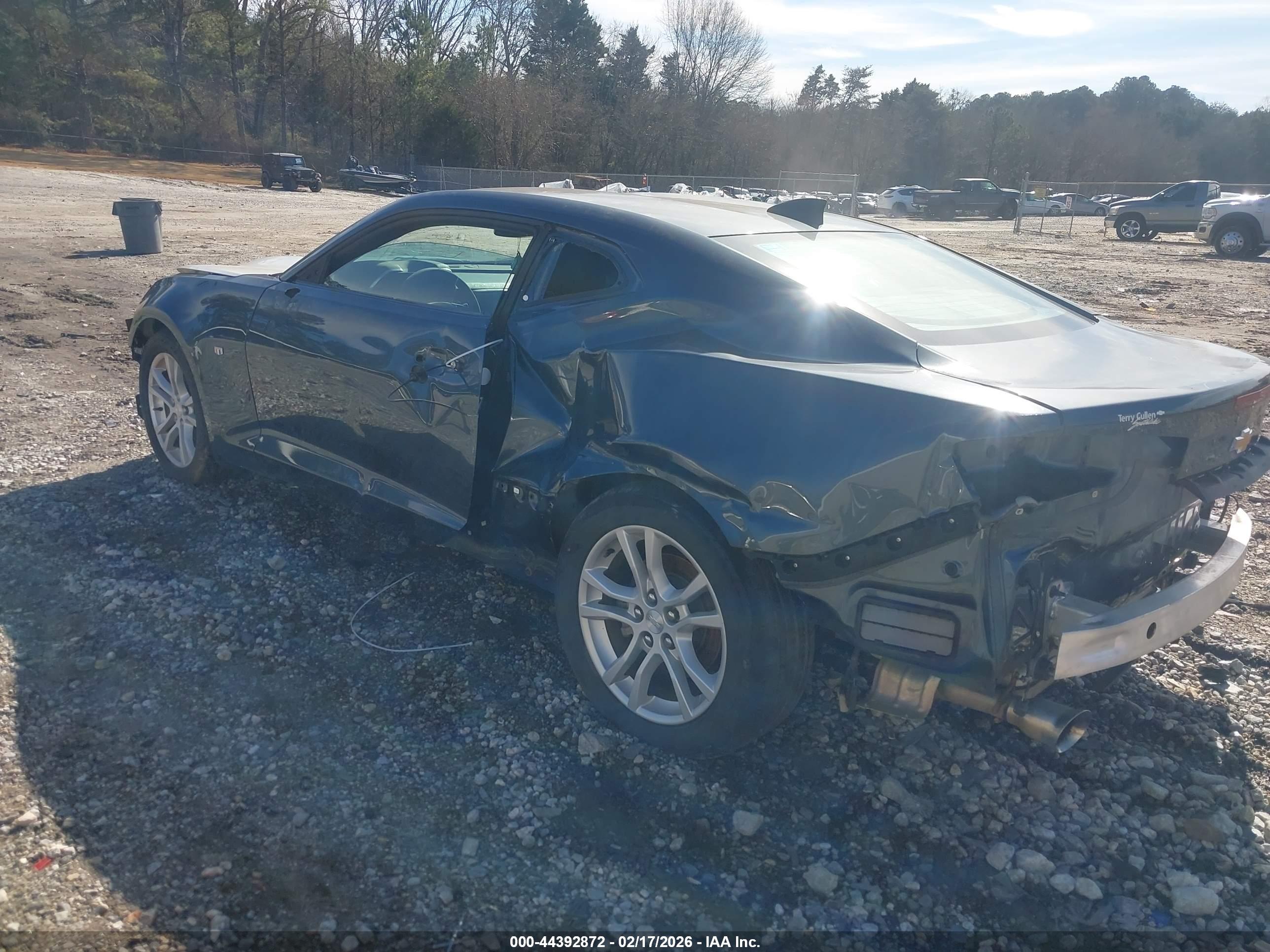 CHEVROLET CAMARO image 3