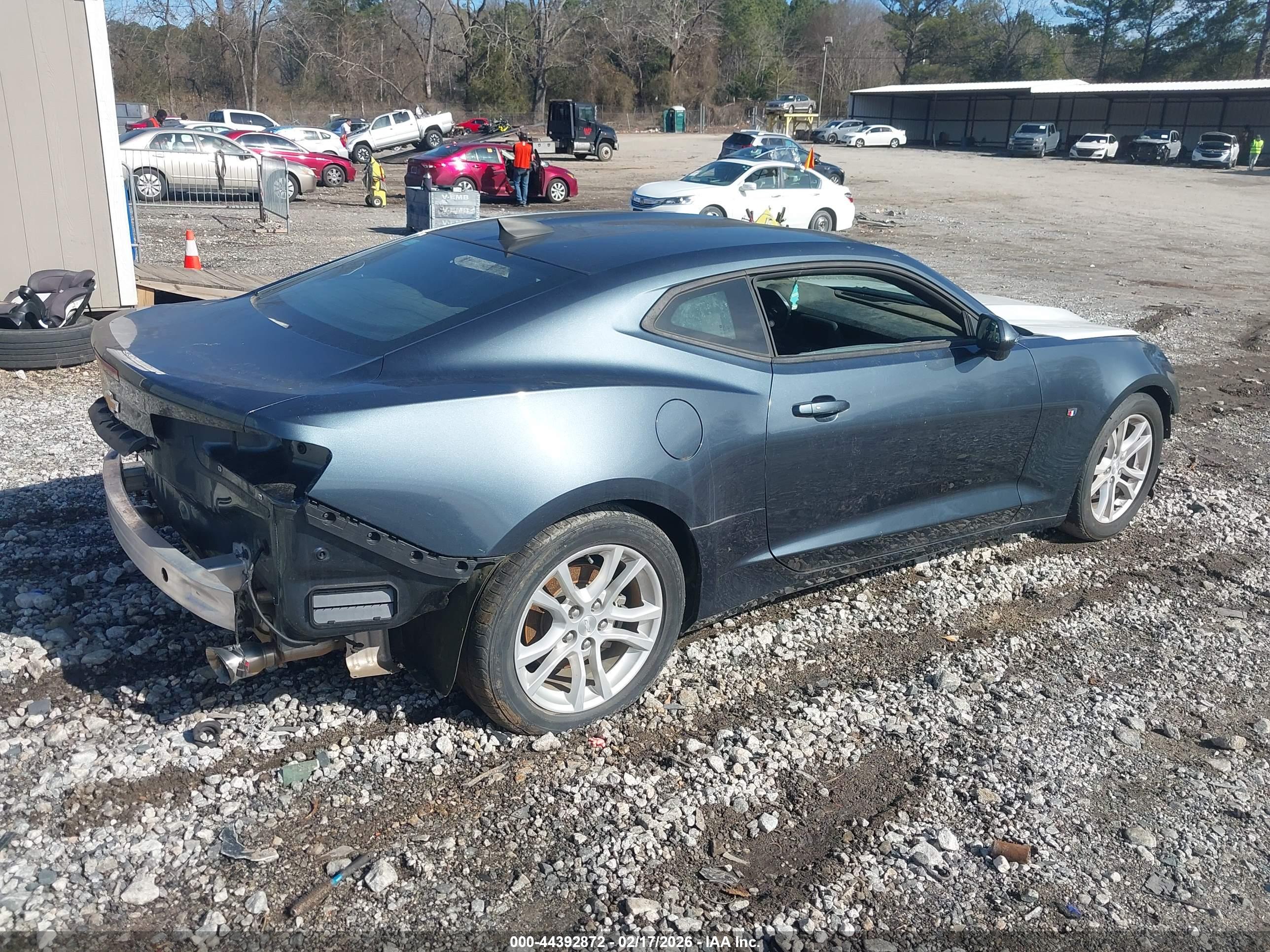 CHEVROLET CAMARO image 4