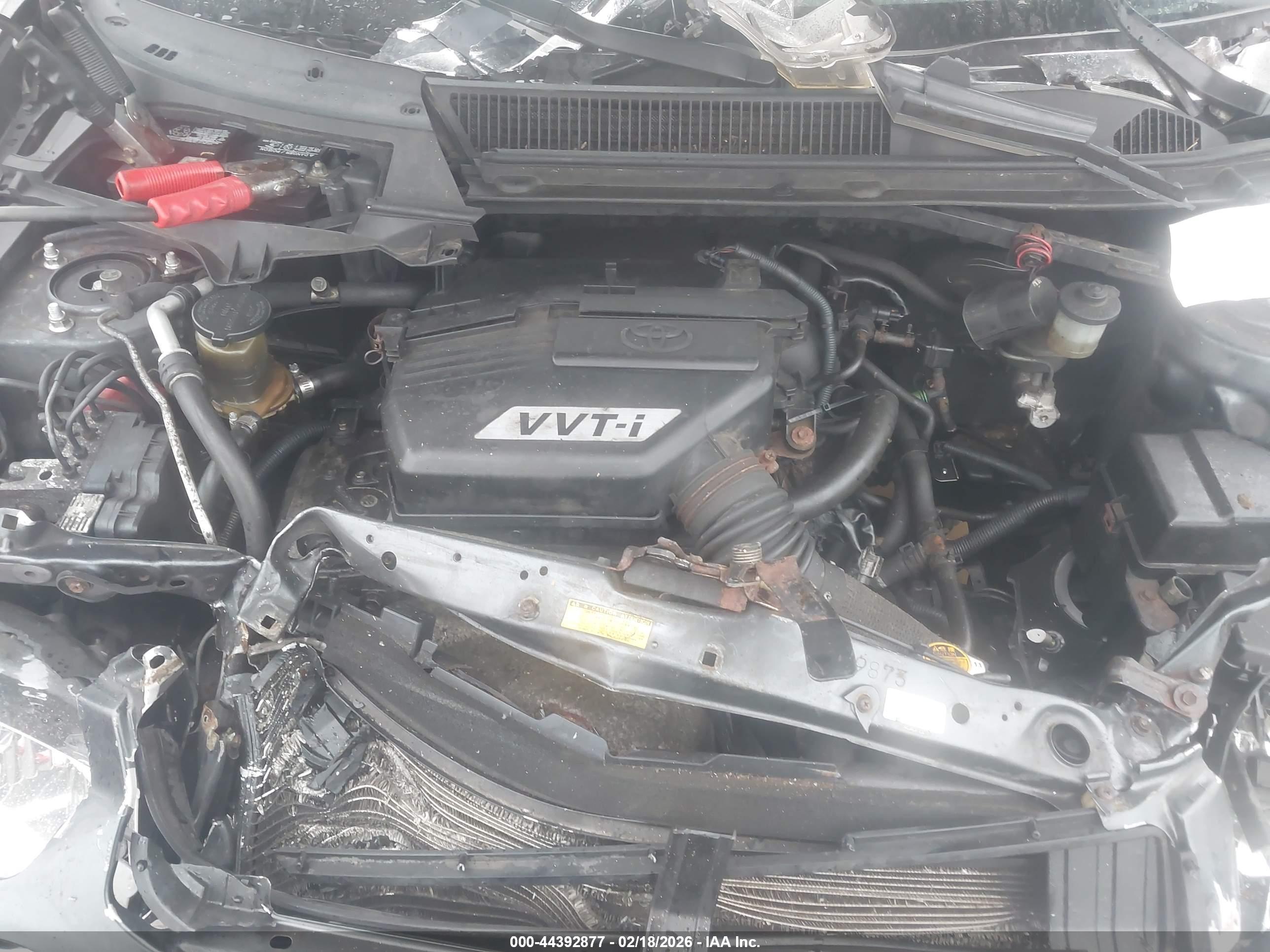 TOYOTA RAV4 image 10