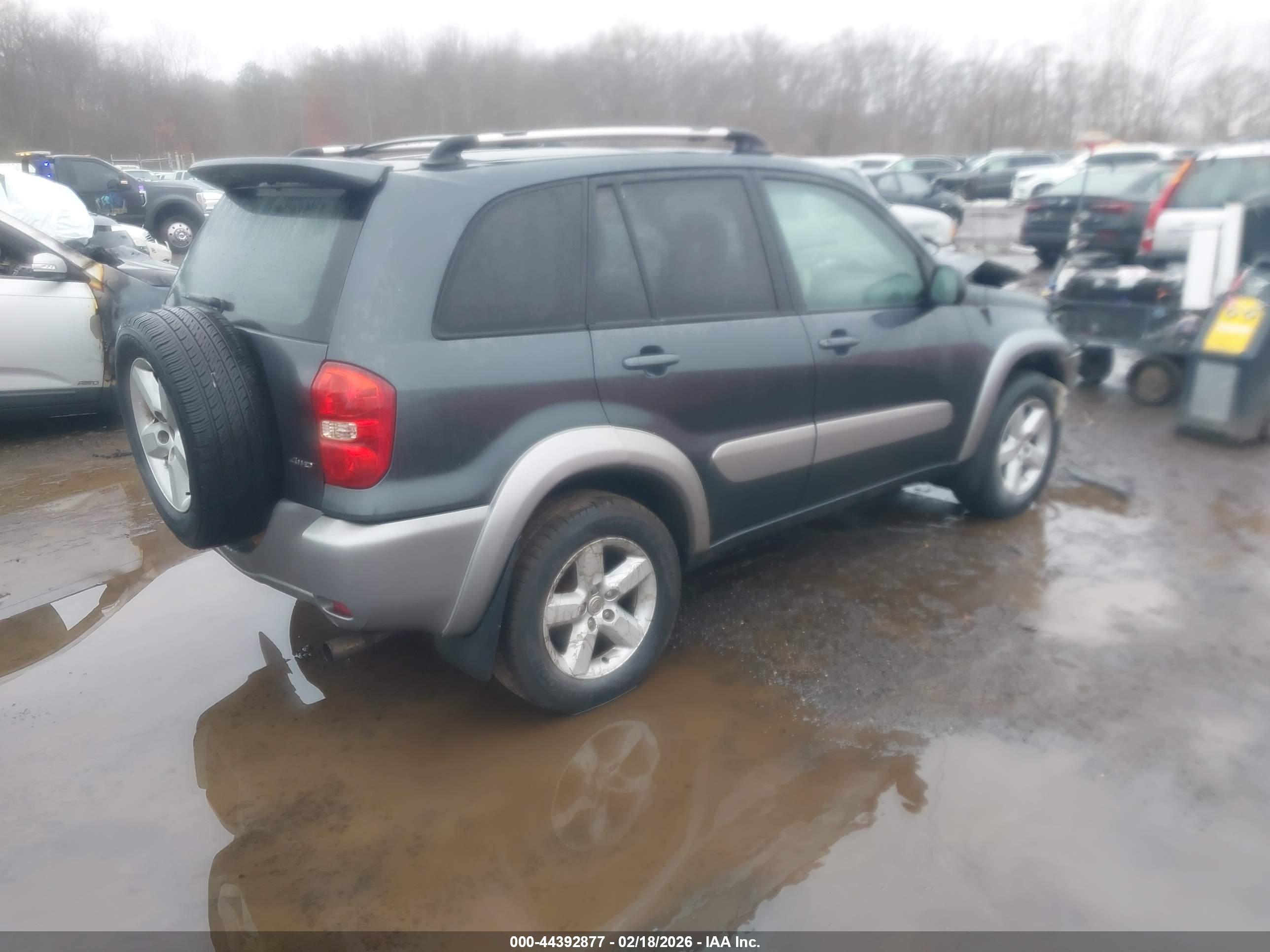 TOYOTA RAV4 image 4